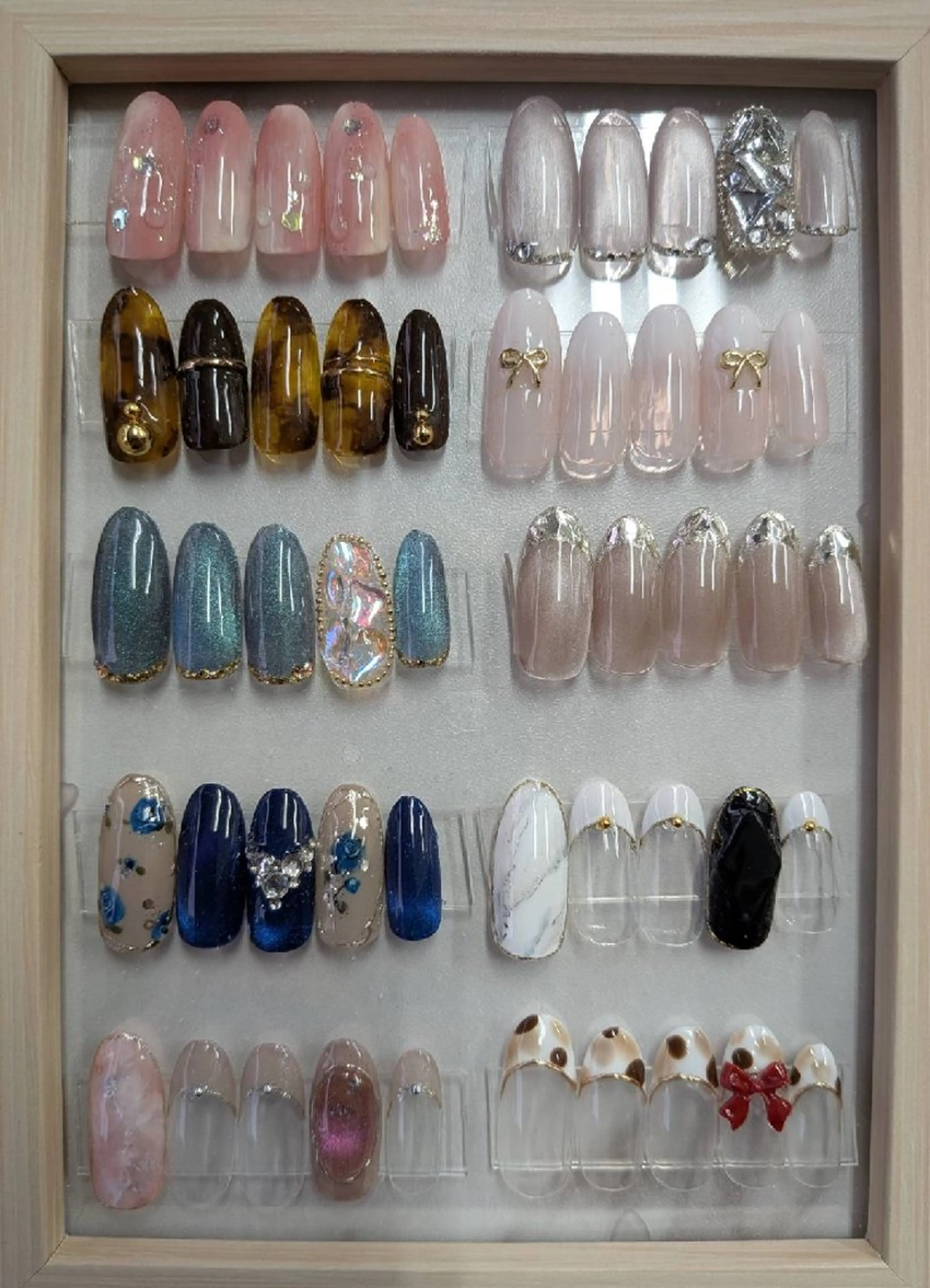 ネイル マグネットネイル ストーンネイル バニーラッシュ Nail. HANAのネイルデザイン