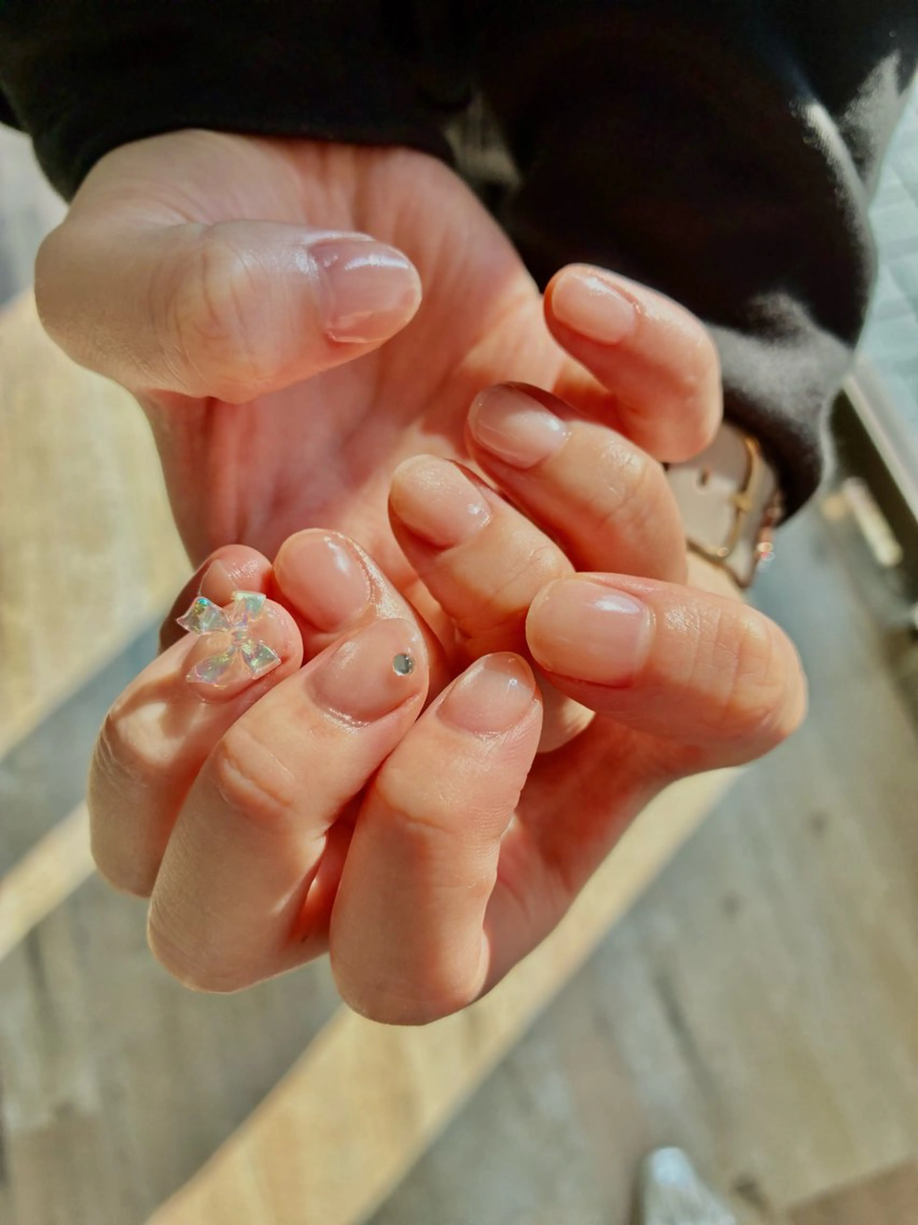 ワンカラー＋アート2本🎀　ケア込みの写真