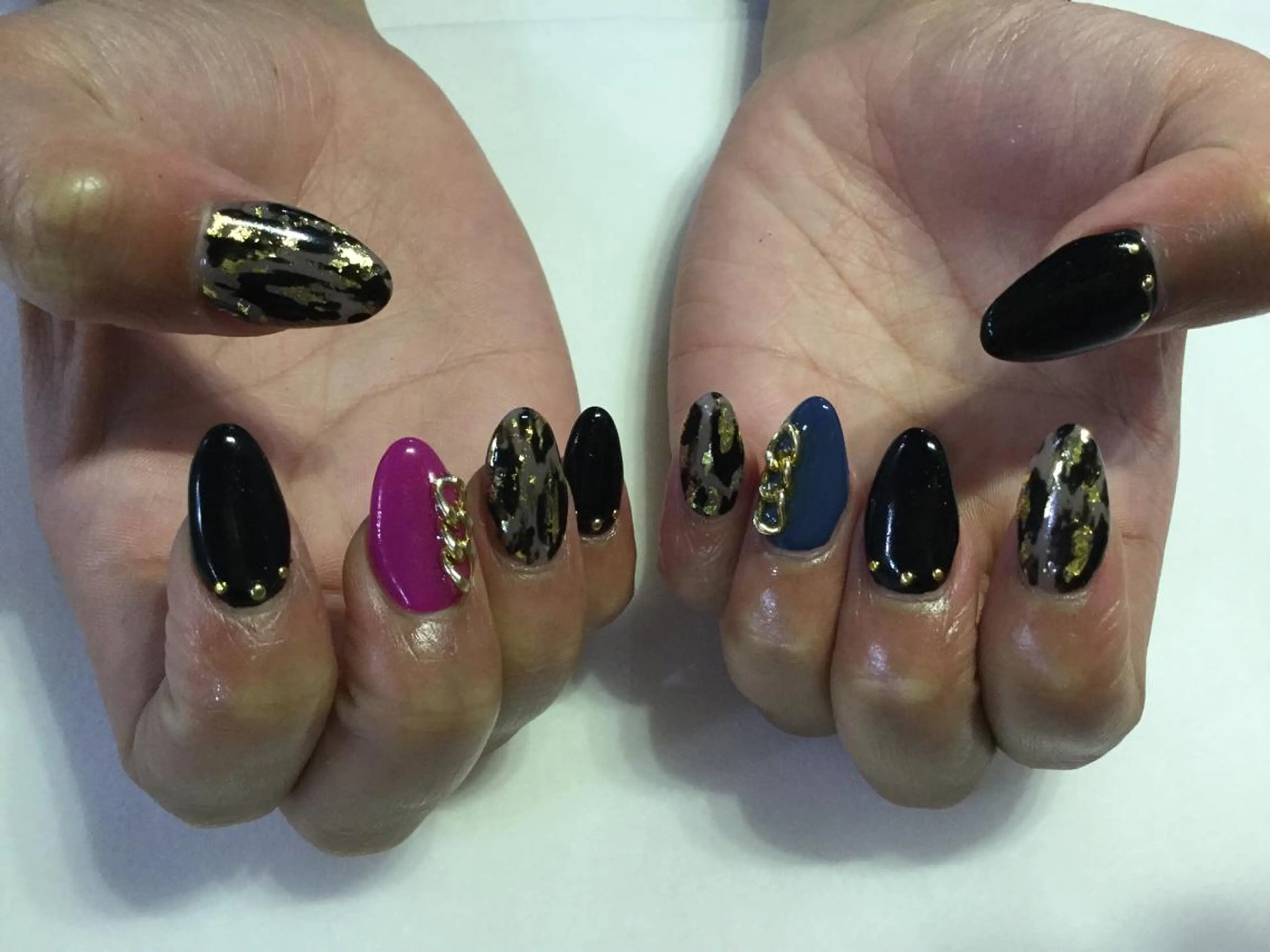 ネイル 💎🐰 saki. m 🐰💎のネイルデザイン