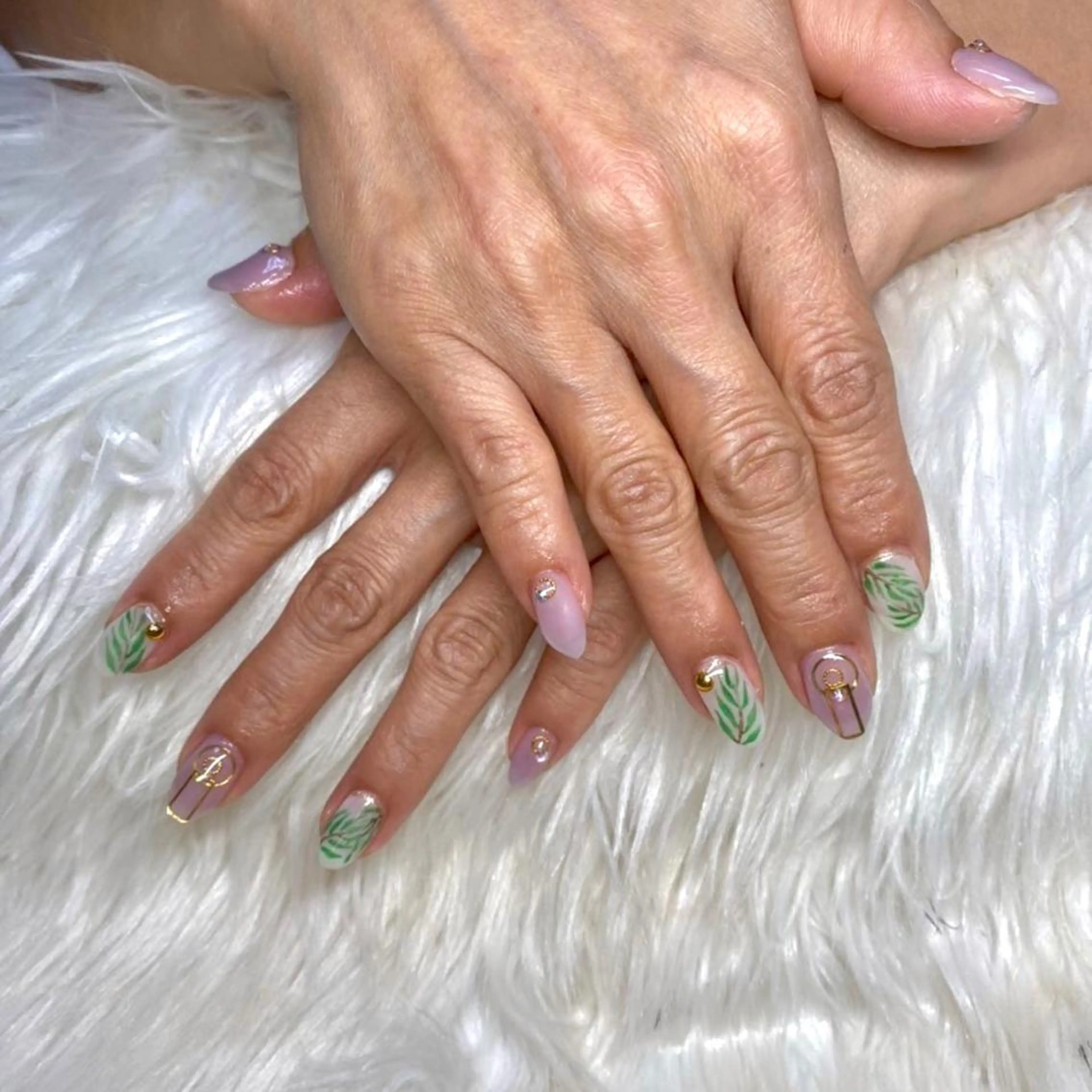 ネイル ハンドネイル VIOLA .nailのネイルデザイン