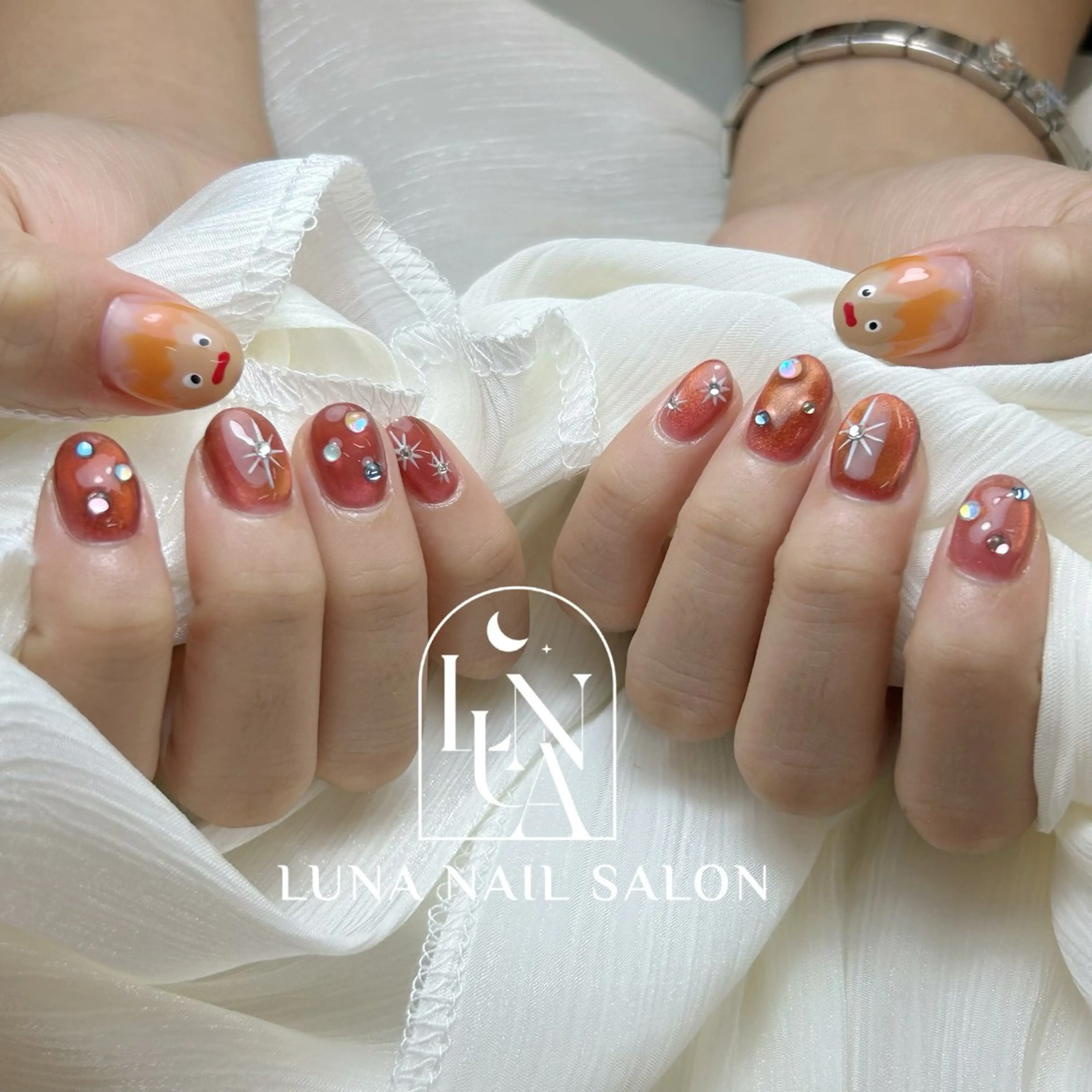 ネイル ハンドネイル フットネイル ハンドケア LUNA Nail salon💕のネイルデザイン