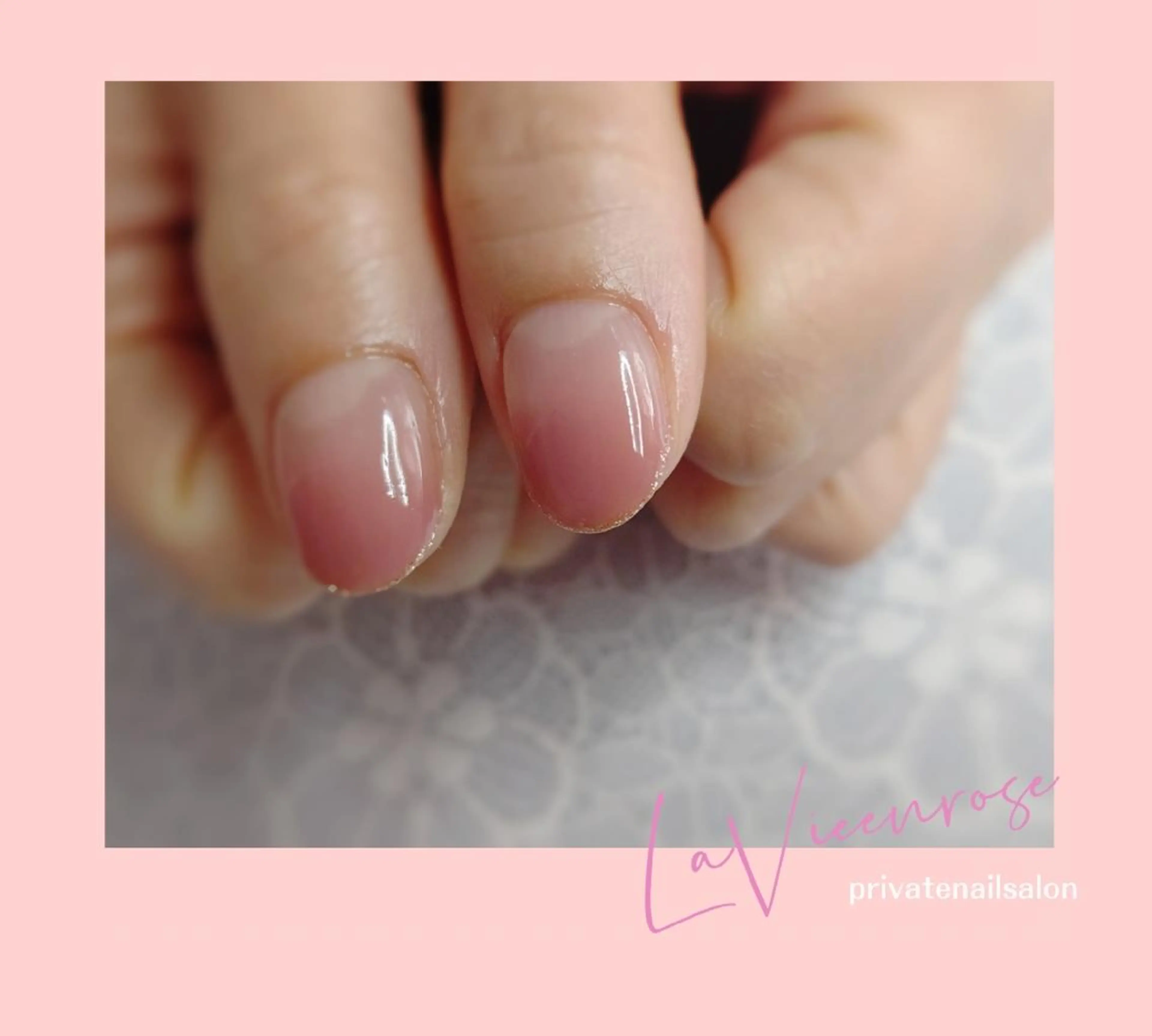 ネイル ラヴィアン ローズのネイルデザイン