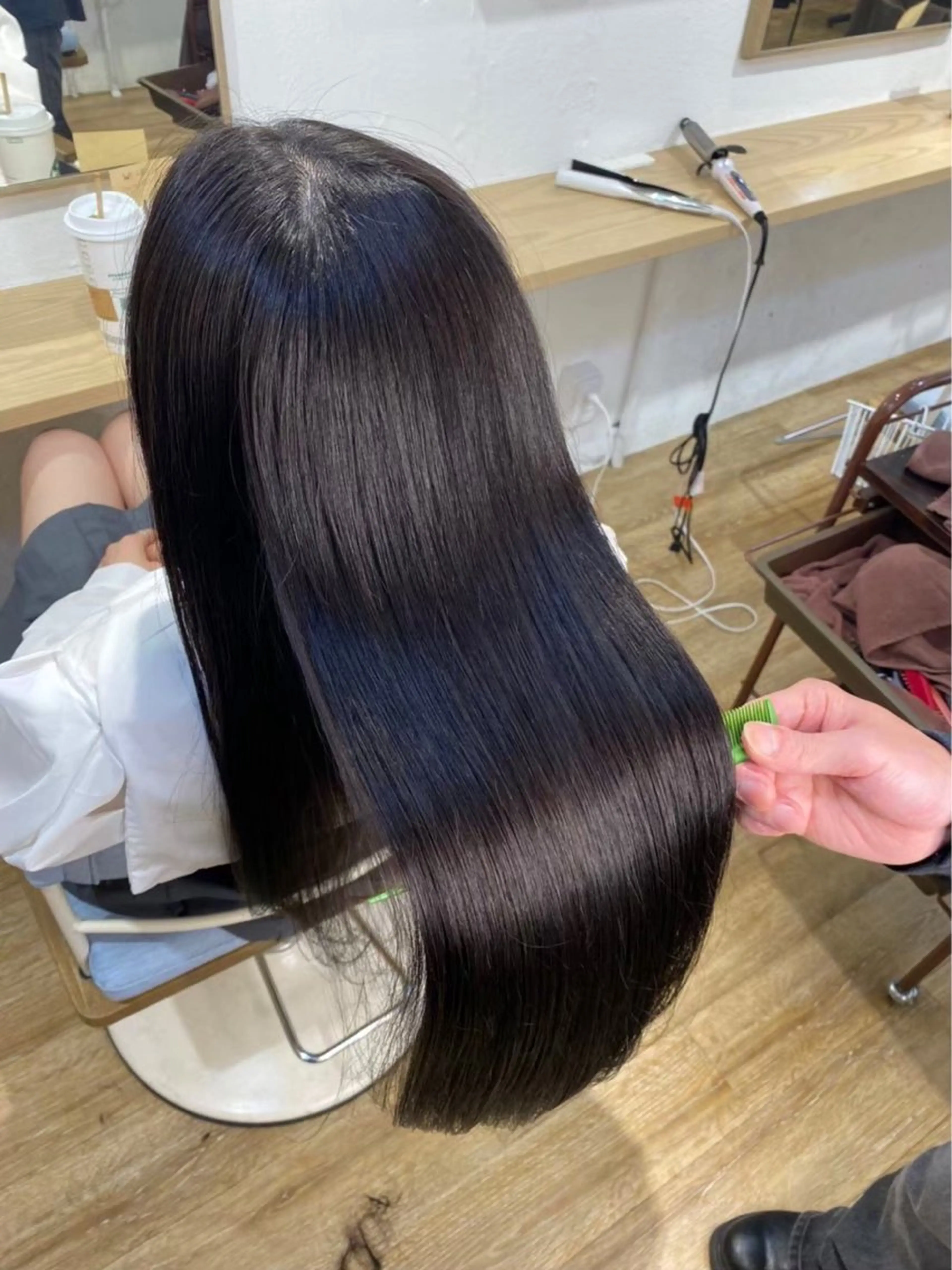 ロング カット ヘアカラー トリートメント 透明感カラー🪄 髪質改善♡田中みづきのヘアスタイル