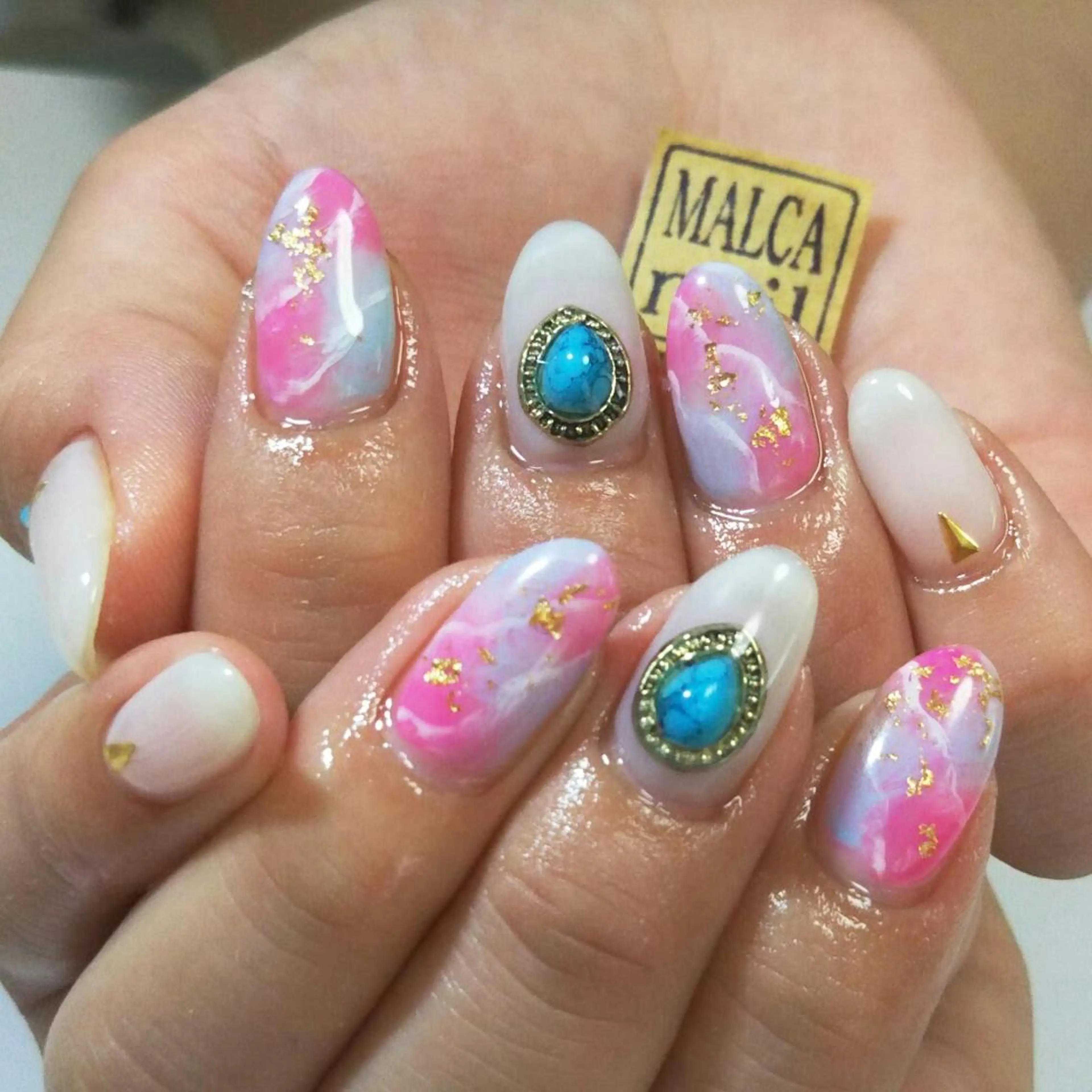 ネイル MALCAnail(マルカネイル)所属・荒木 莉奈のネイルデザイン