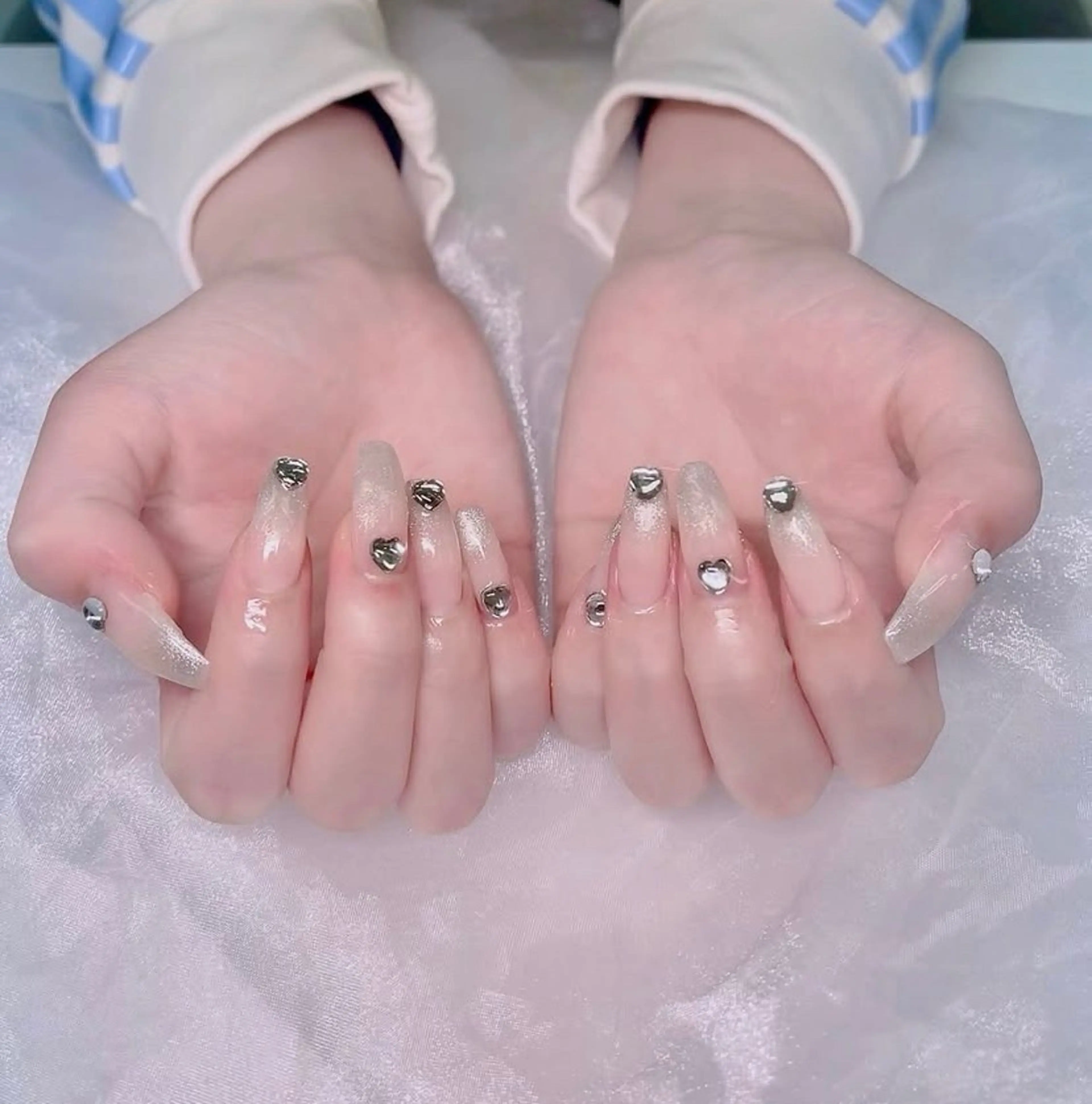 ネイル Hin Nail Osaka所属・Hin Nailsのネイルデザイン