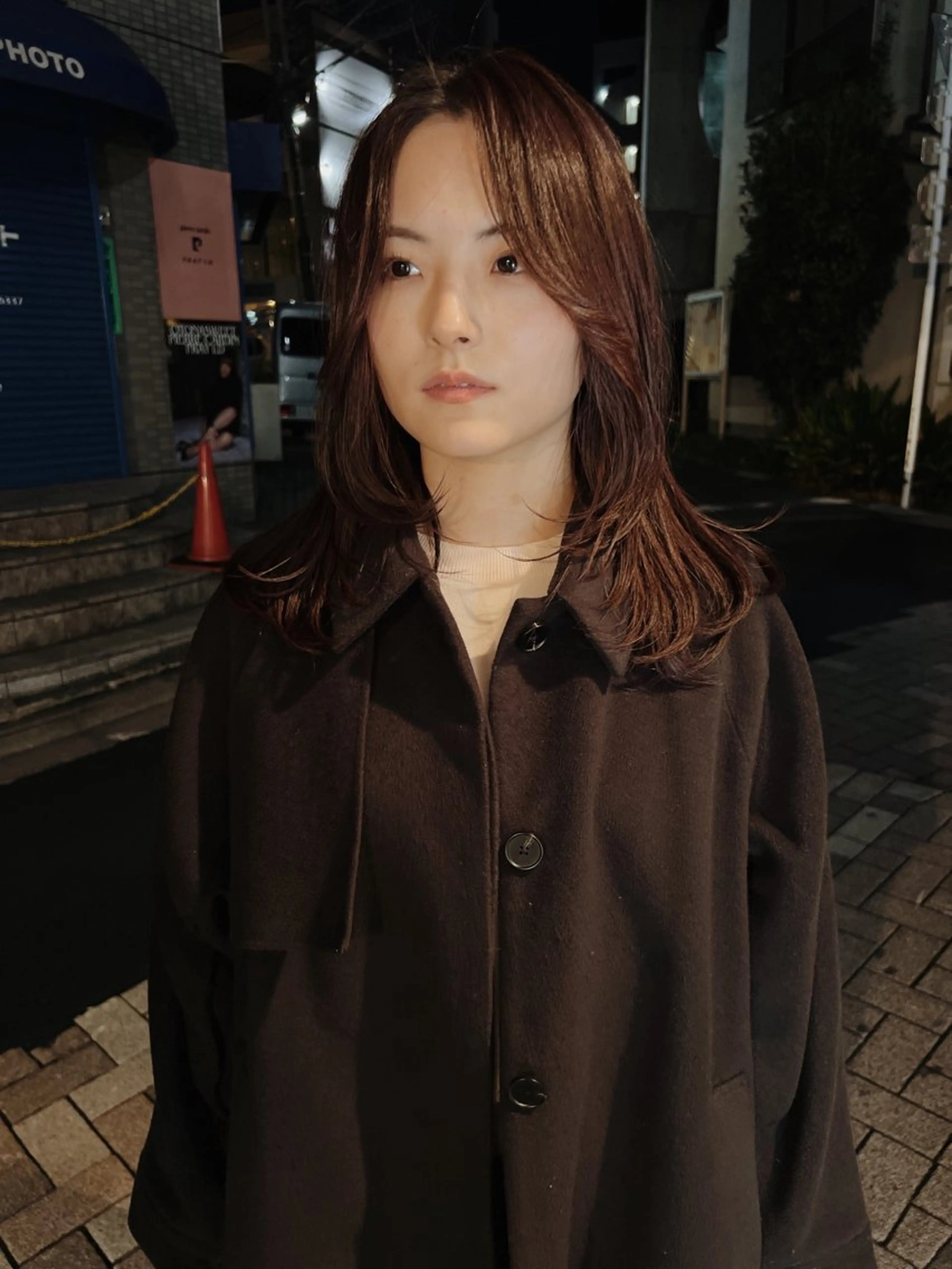 セミロング カラー ヘアアレンジ ボルドーカラー 顔まわりレイヤー レイヤーカット ショートヘア原宿 fifth コシのヘアスタイル