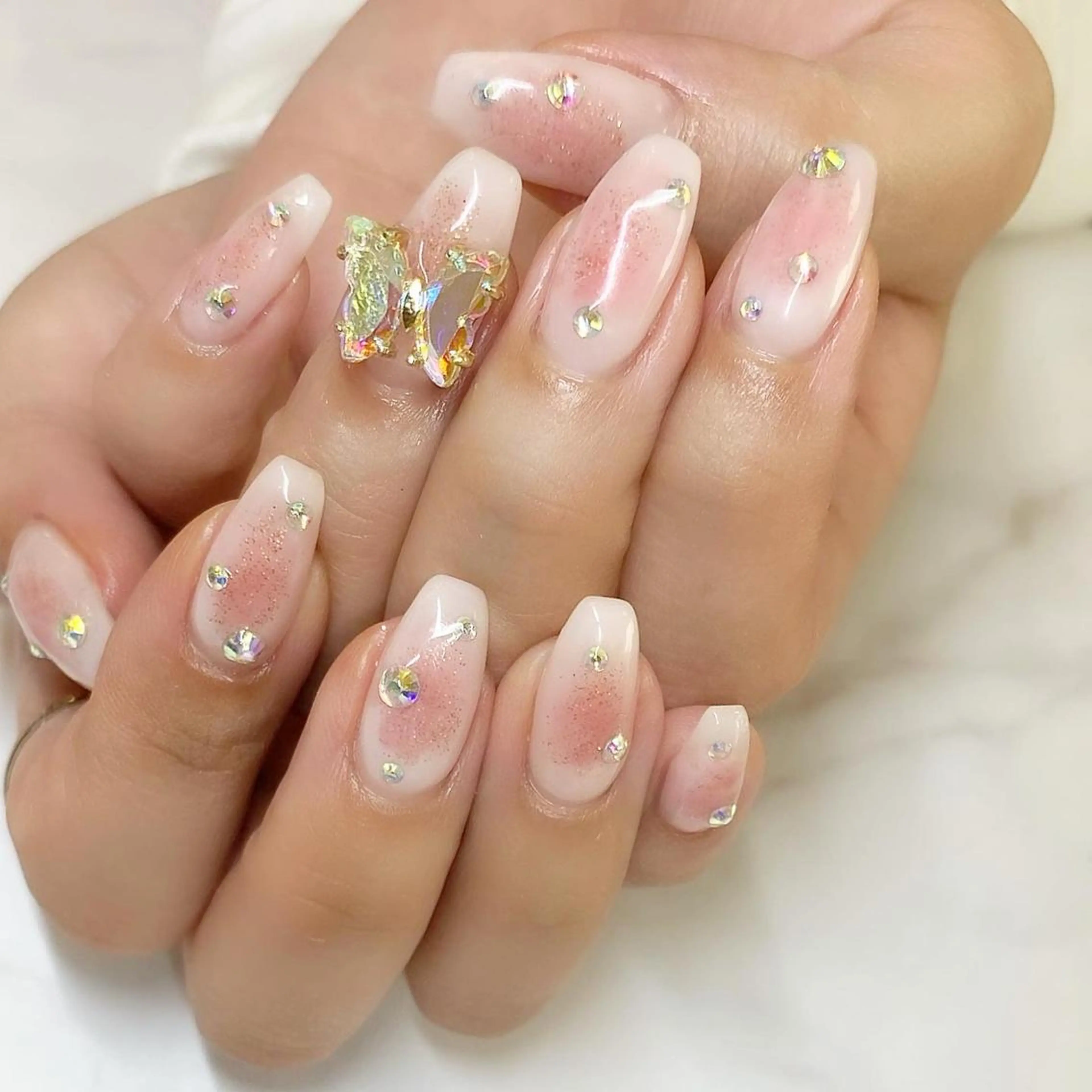 ネイル チークネイル ハンドネイル Nail ameria megu所属・ameria meguのネイルデザイン