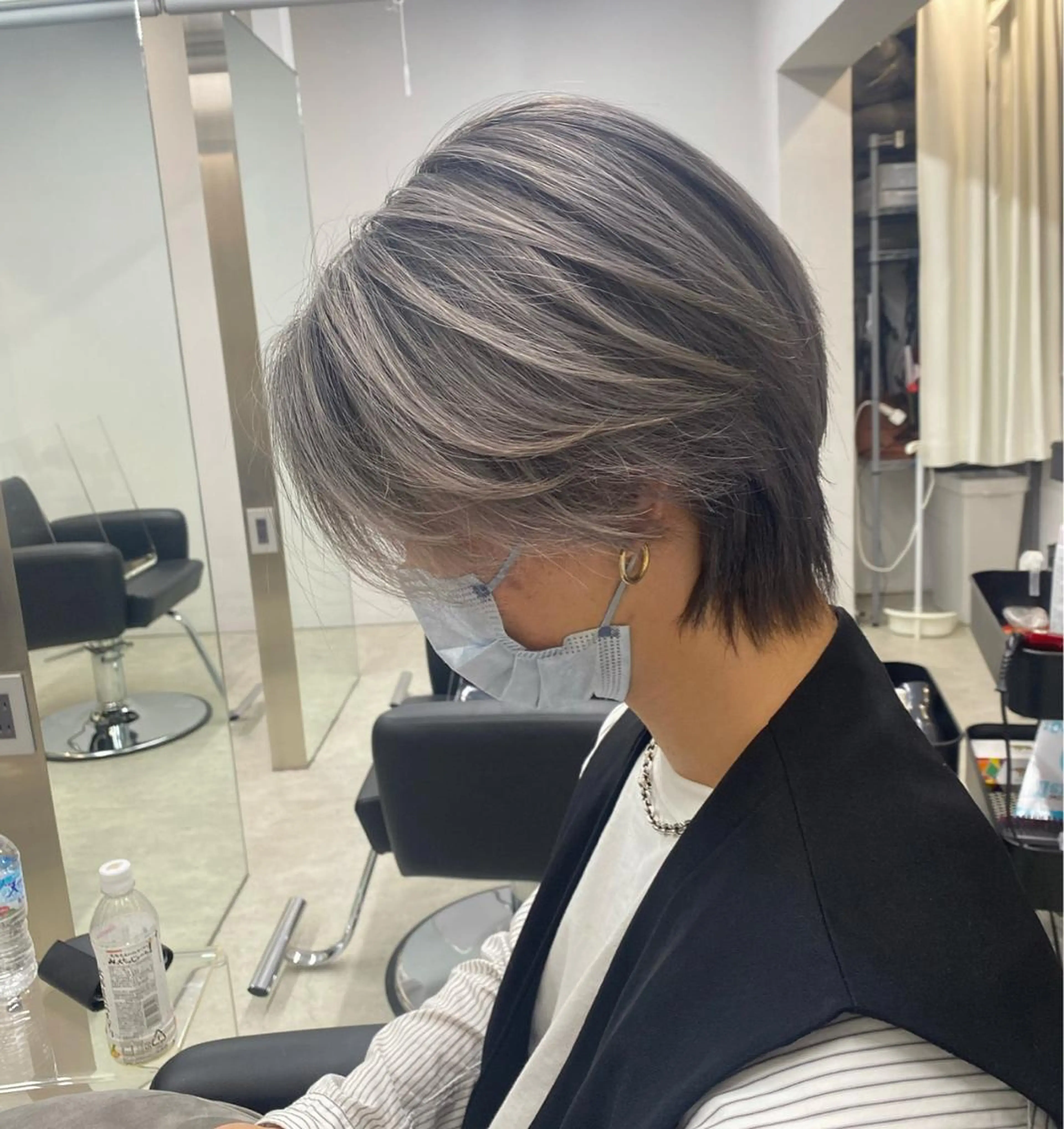 ショート カラー パーマ ヘアアレンジ メンズ キッズ ネイル マツエク・マツパ アイブロウ ハイライト、レイヤー カット/西梅田/中西のヘアスタイル