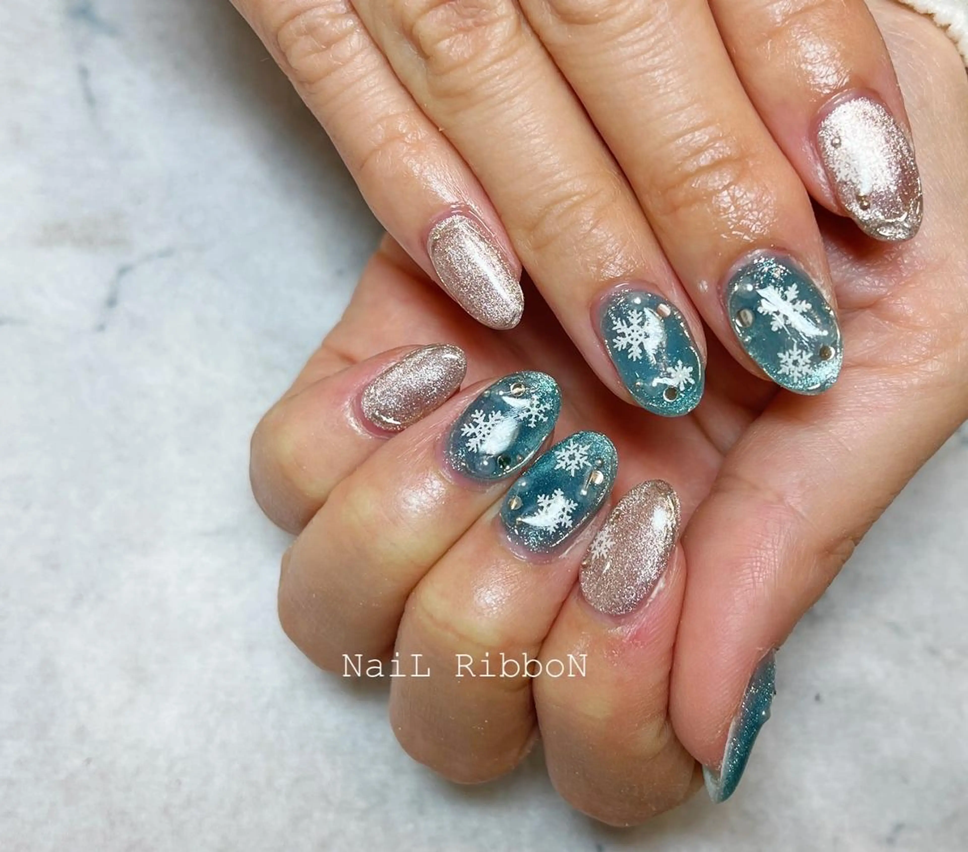 ネイル SWAMP nails所属・🎀ネイルサロン RIRI🎀のネイルデザイン