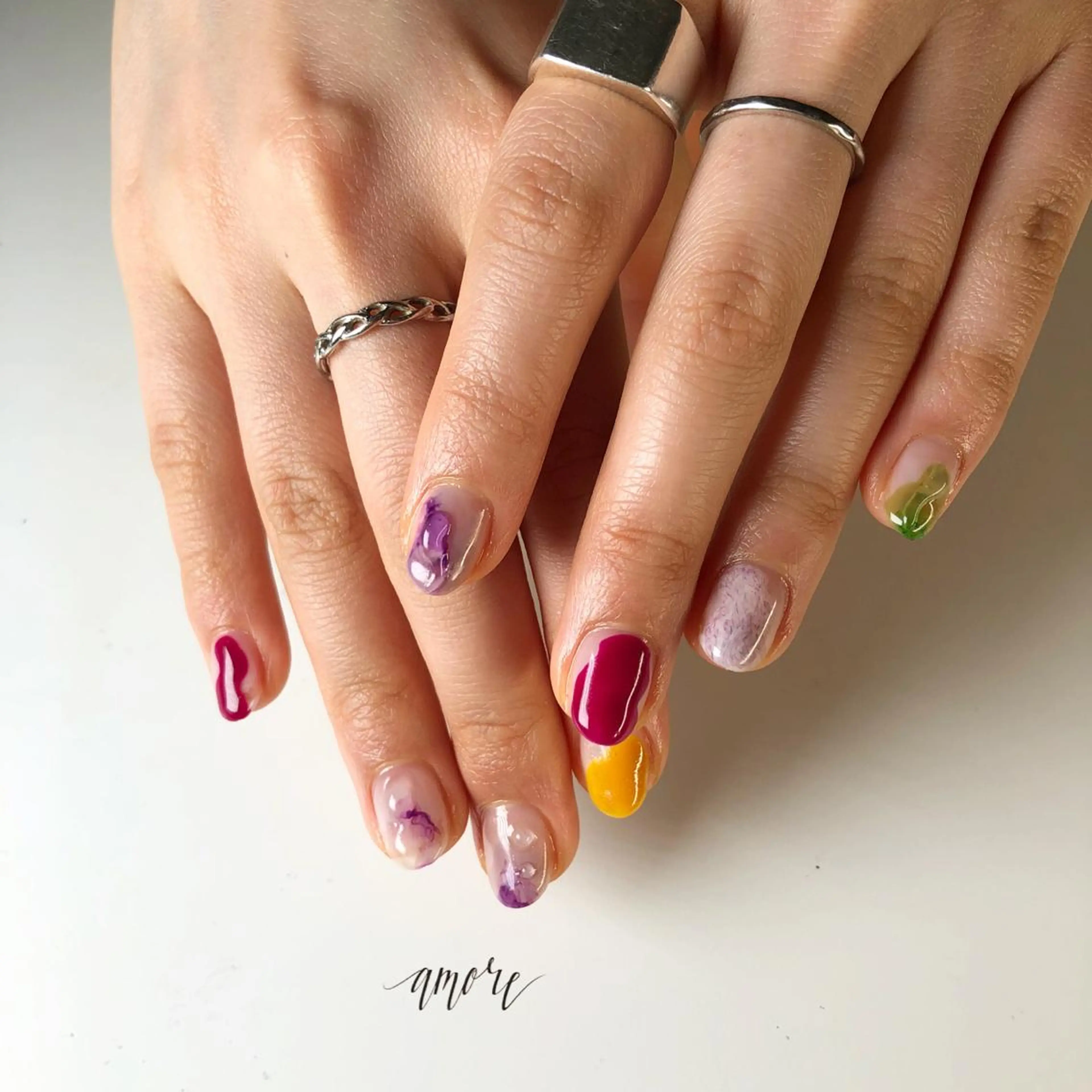 ネイル アートネイル ジェルネイル 氷ネイル・うるうるネイル マグネットネイル ミラーネイル You kyehwaのネイルデザイン