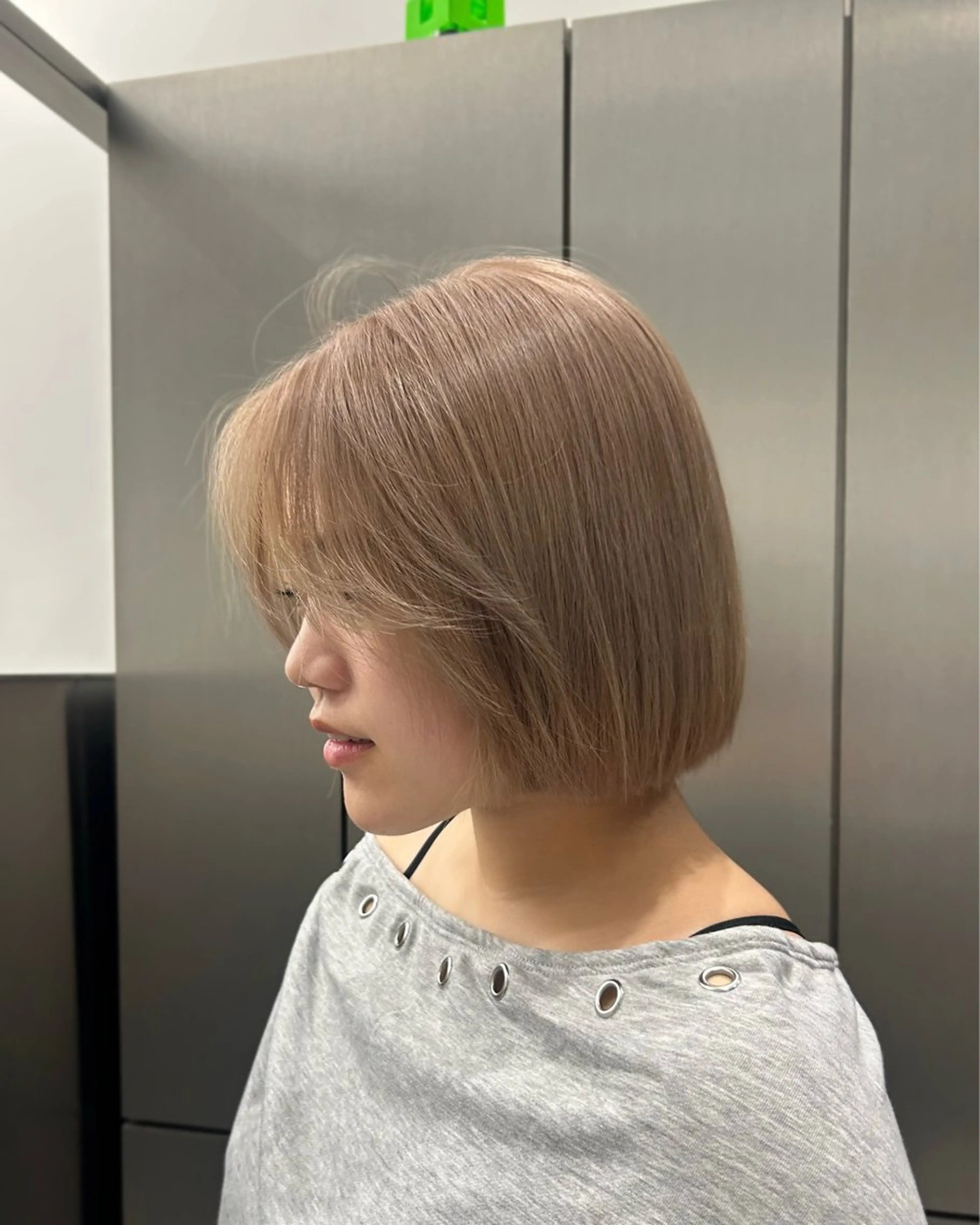 ショート ヘアカラー 大人レイヤー/艶美髪 🇺🇸TOMONAのヘアスタイル