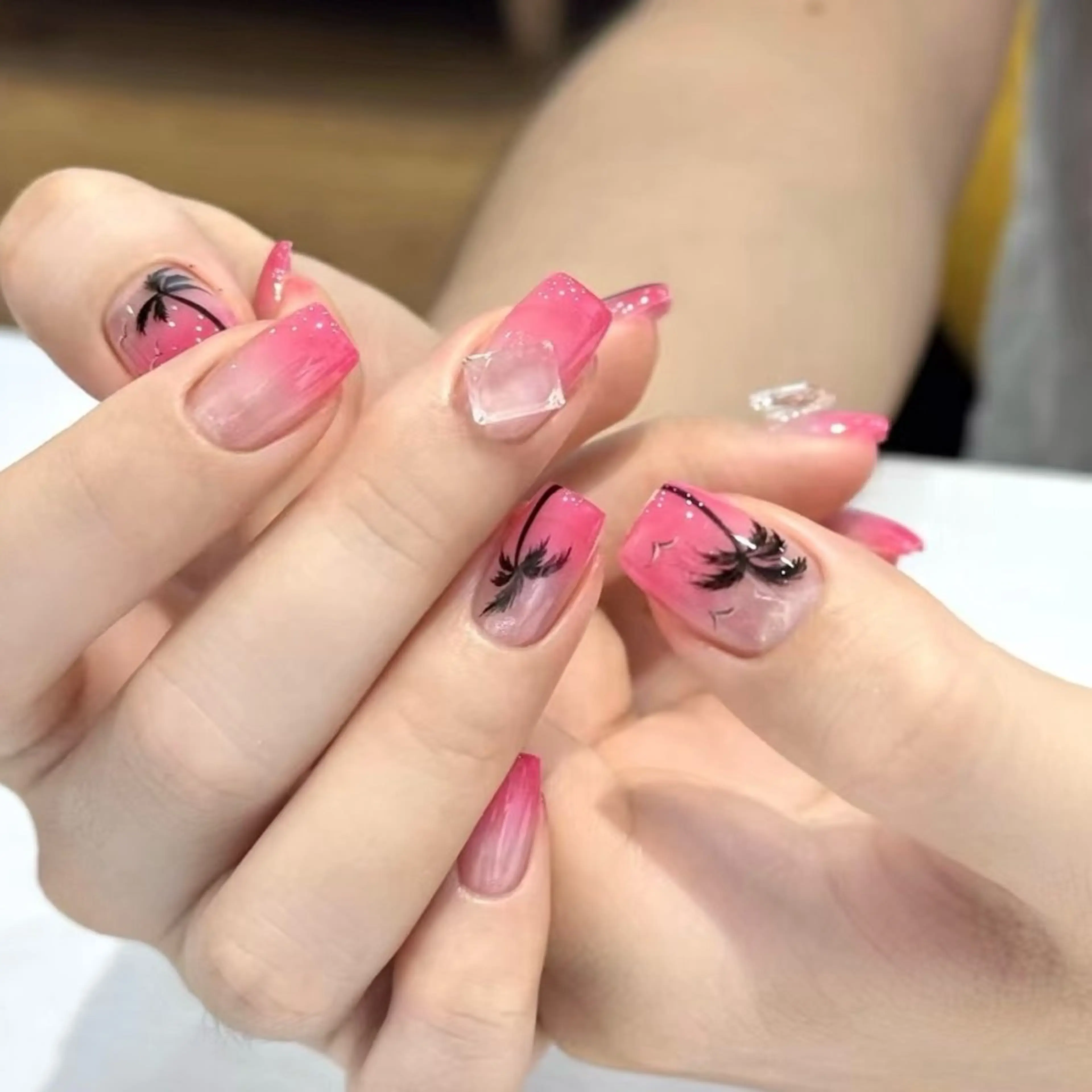 ネイル ハンドネイル 🎀 NaNa_nailのネイルデザイン