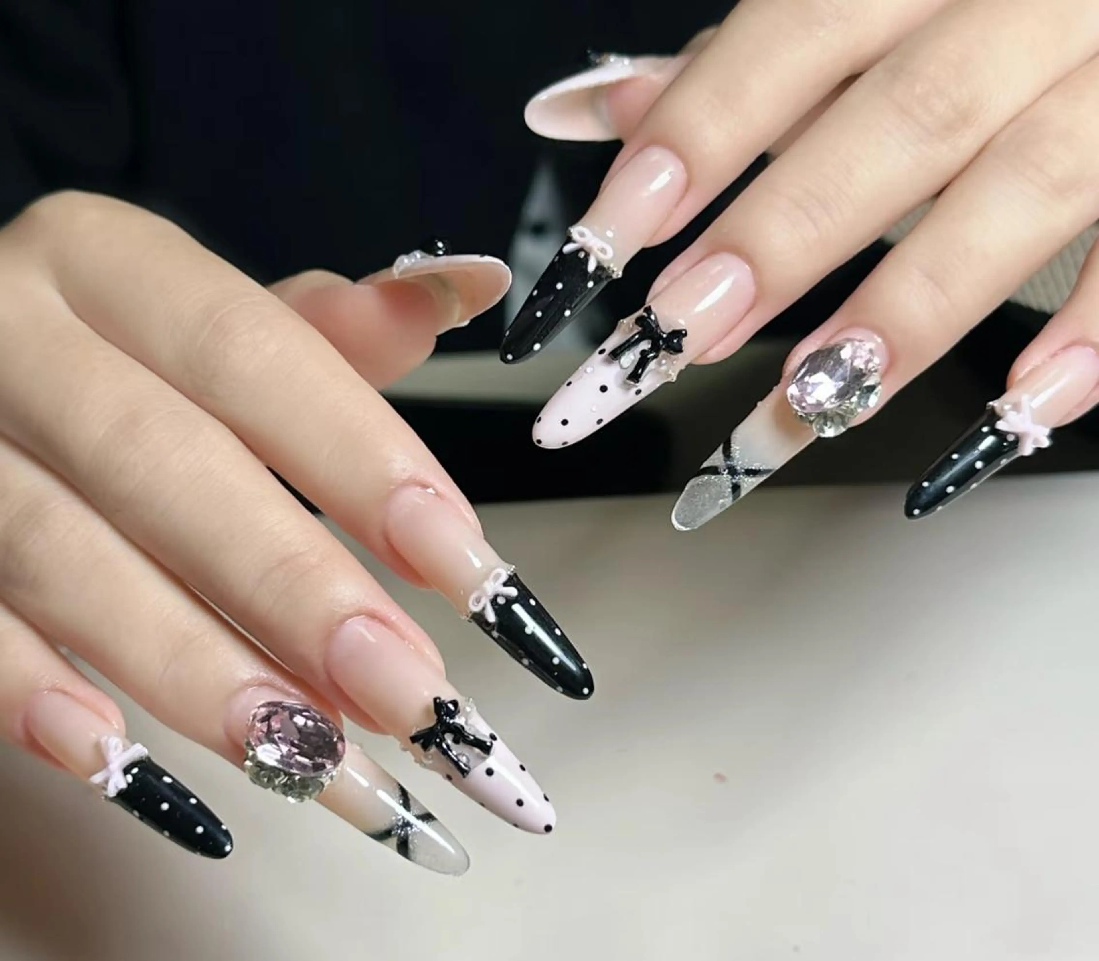 ネイル ハンドネイル 🎀 NaNa_nailのネイルデザイン