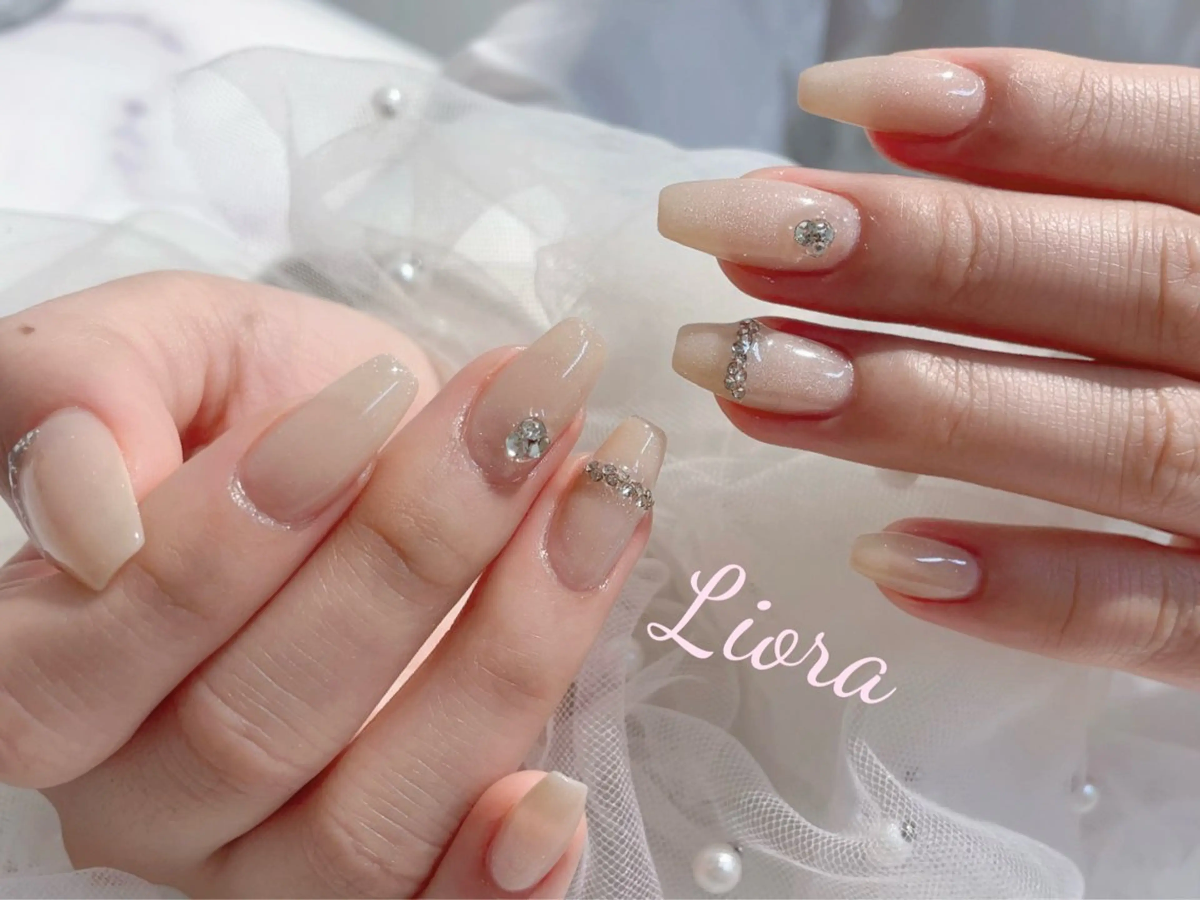 ネイル フレンチネイル ジェルネイル ガーリー グラデーション キラキラネイル Liora nail 1のネイルデザイン