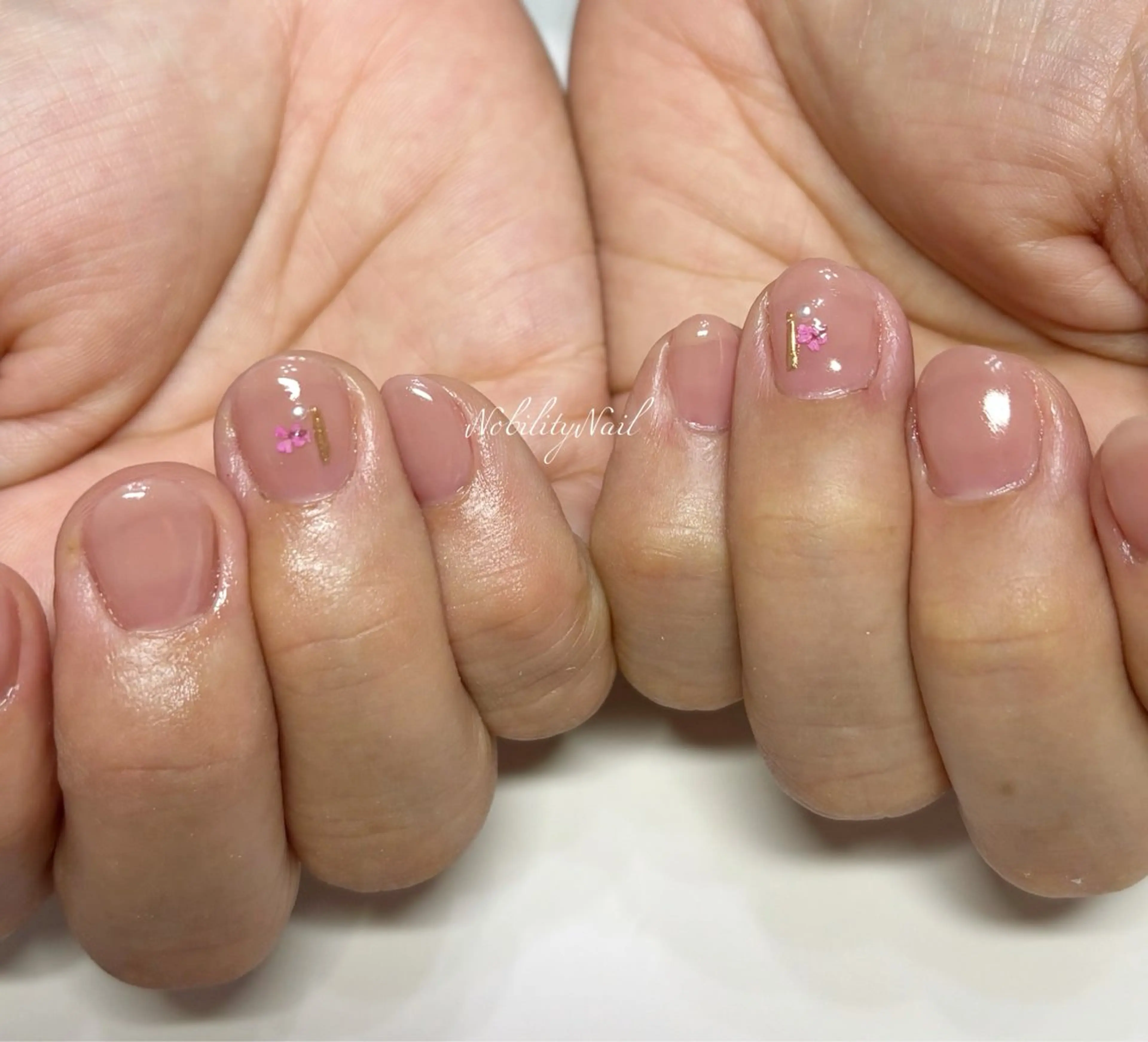 ネイル ネイルサロンNobilityNail所属・風口 麻由子のネイルデザイン