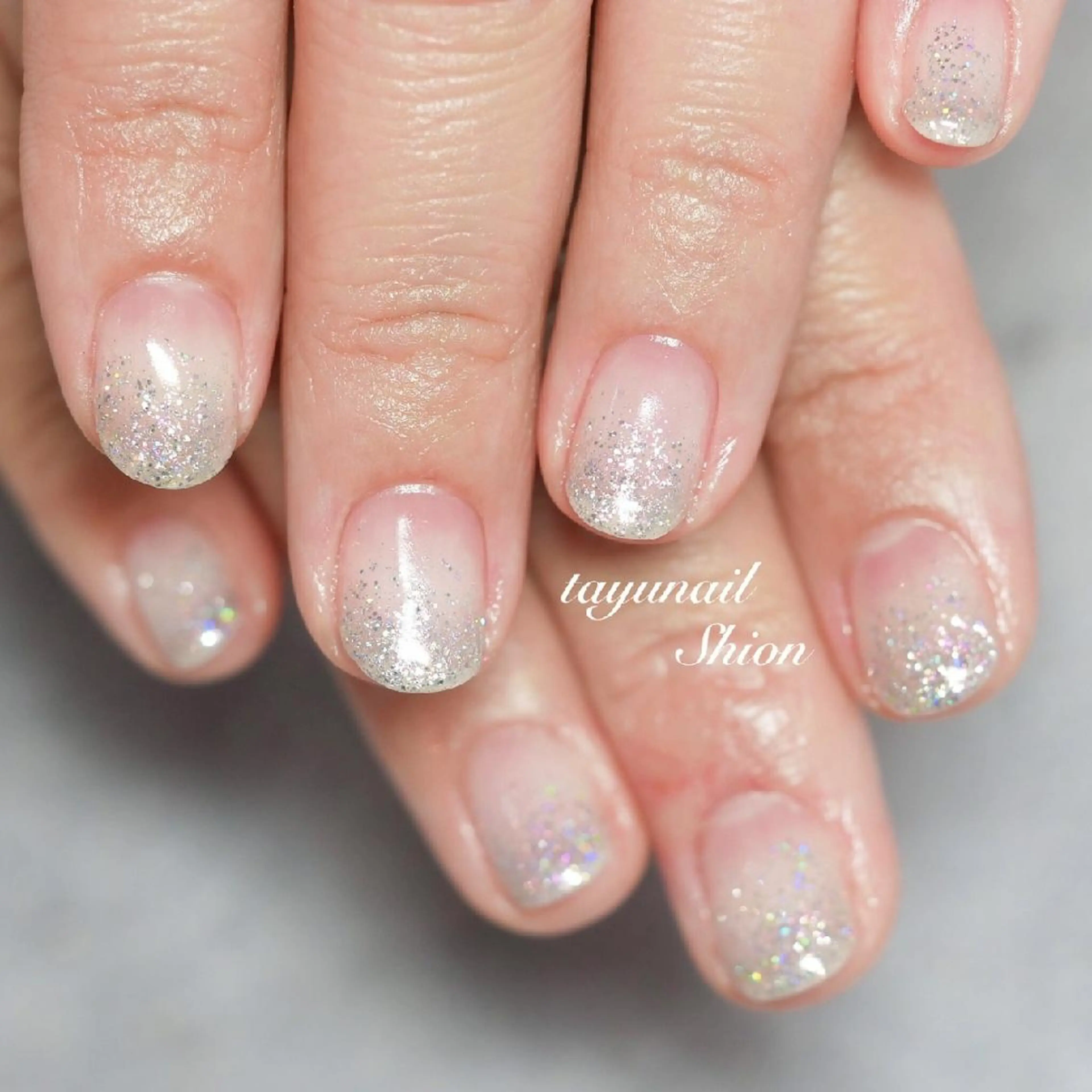 ネイル ブルー ジェルネイル グラデーション キラキラネイル ラメ(グリッター) ネイルサロン・ネイルスクール　たゆnail所属・ネイルサロン 【たゆnail】のネイルデザイン