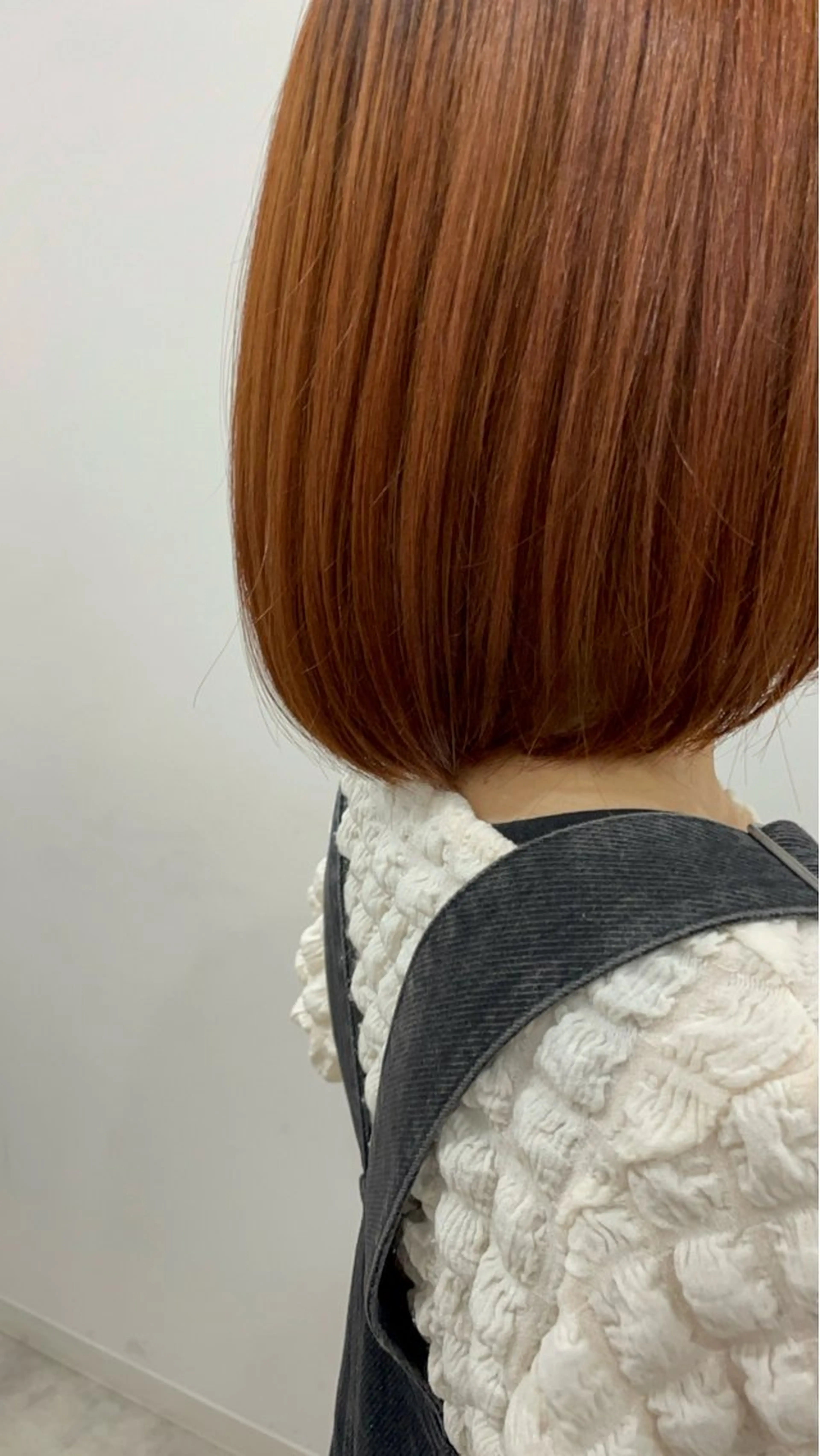 ミディアム カット ヘアカラー トリートメント ニシザカ マナのヘアスタイル