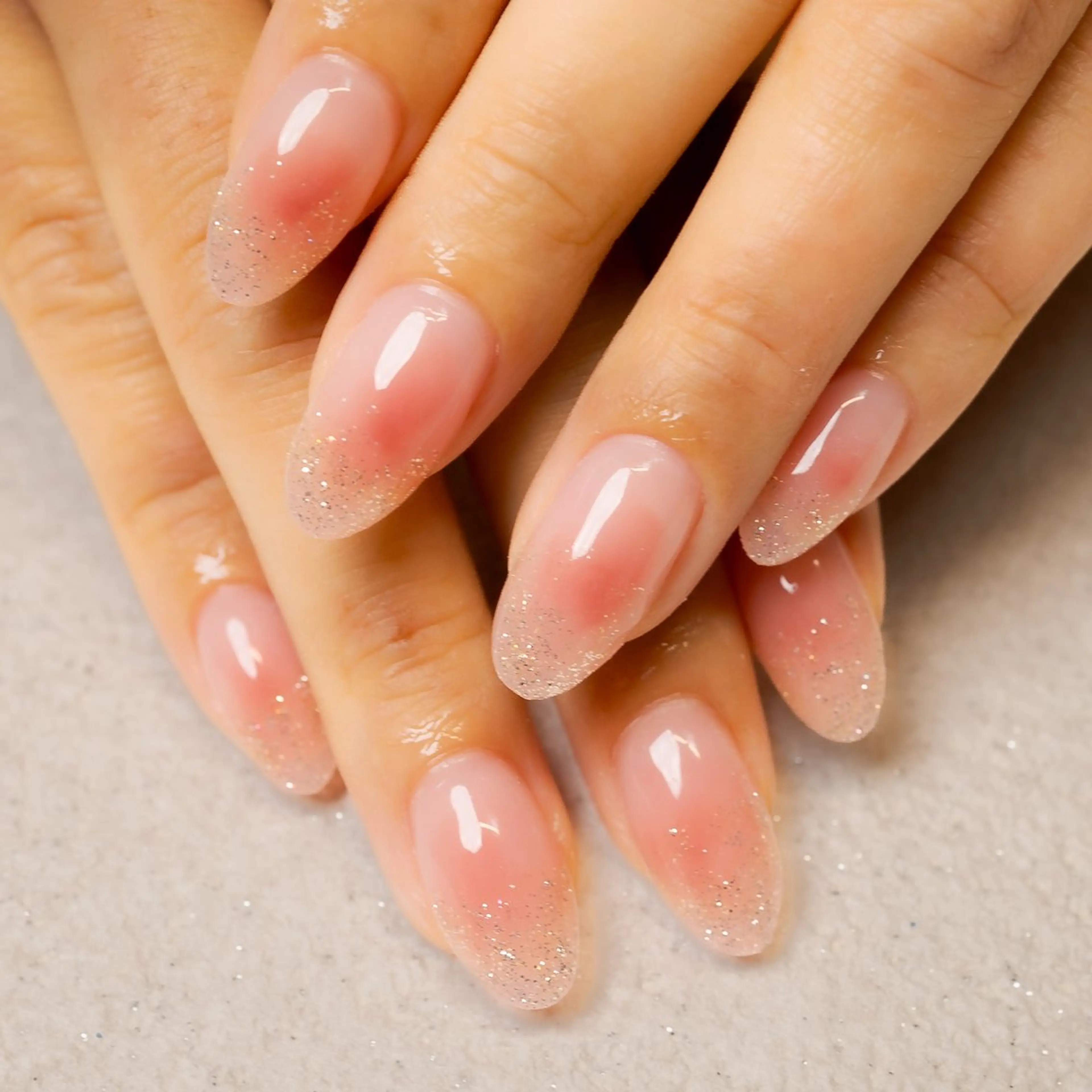 ネイル チークネイル Nail Studio NEW MOON所属・NEWMOON maki_恵比寿のネイルデザイン