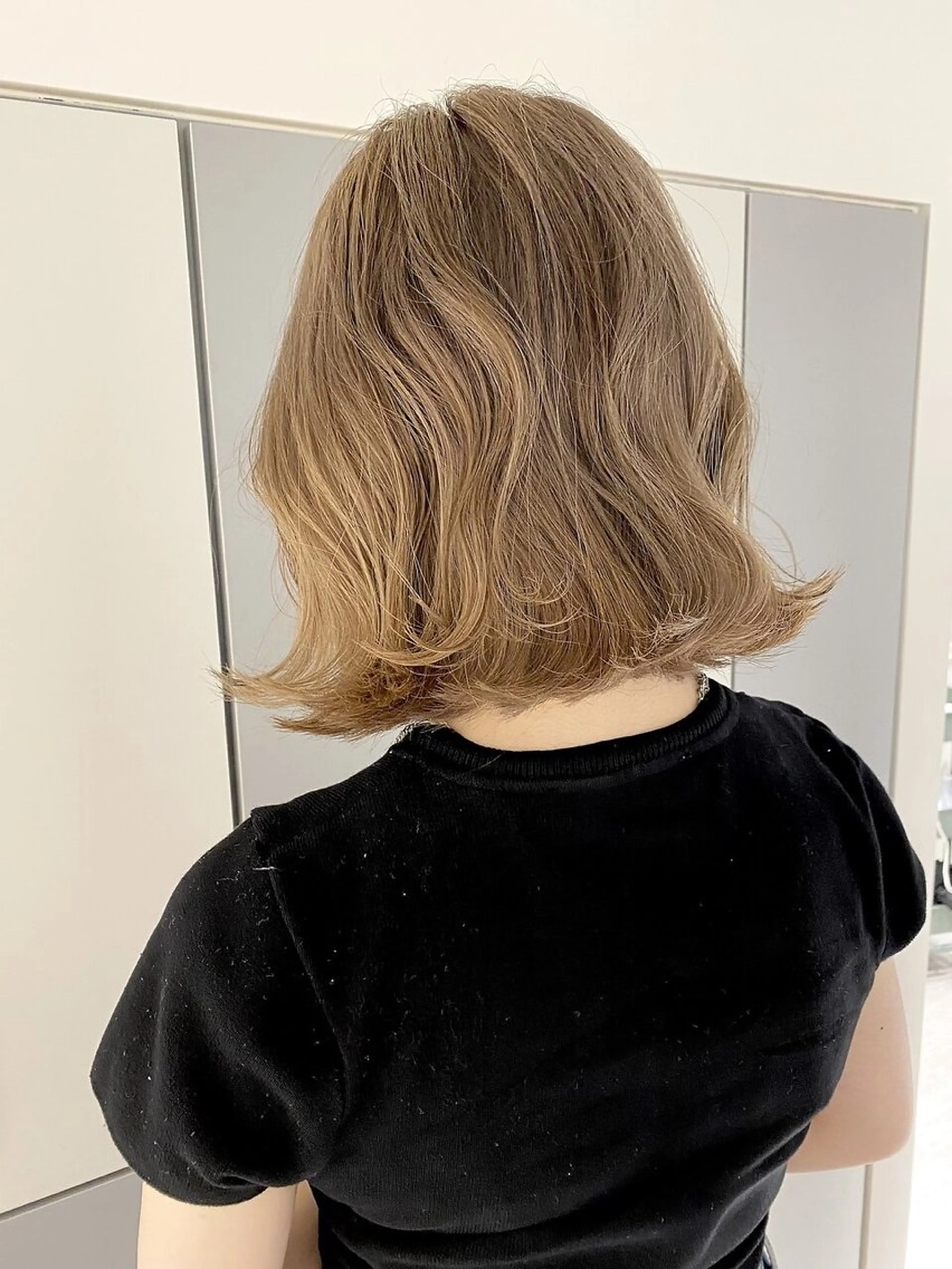 ショート ボブ LOVEST  井上 つぐみ/ 透明感のヘアスタイル