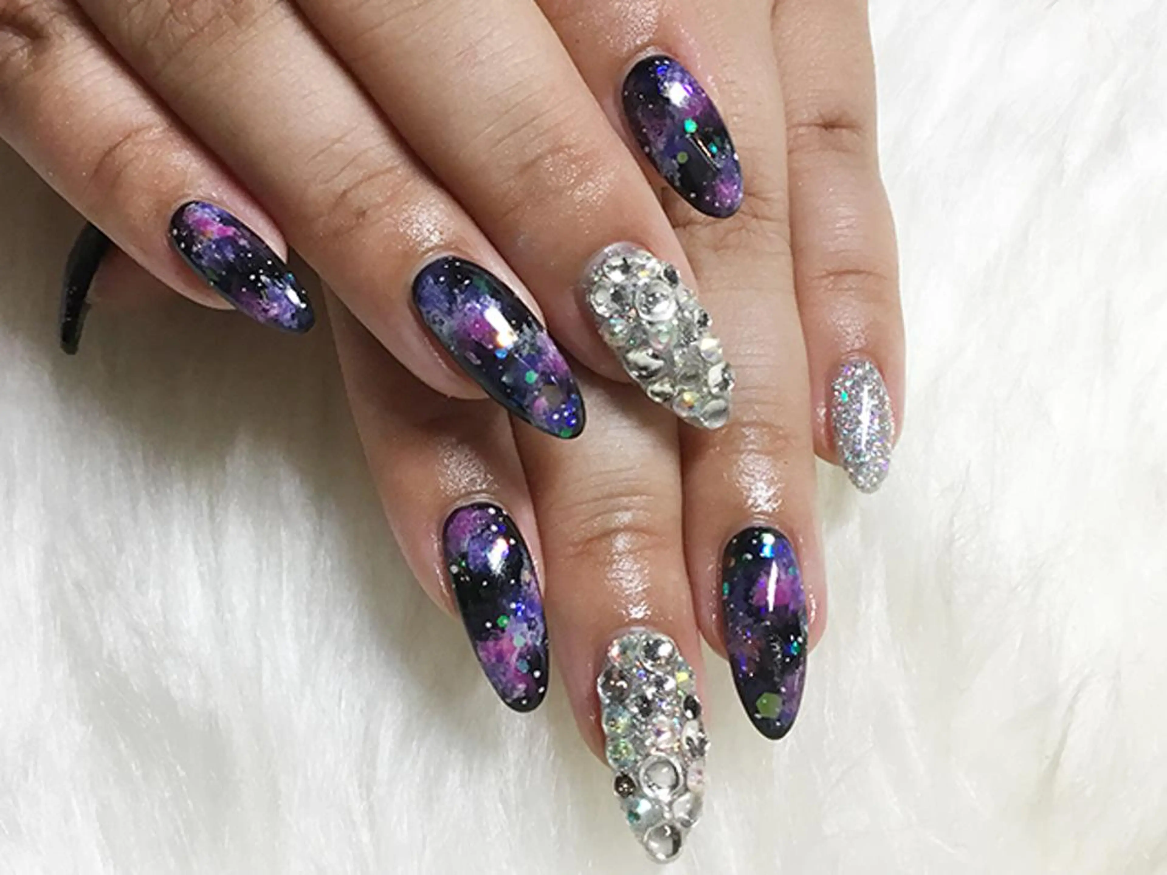 ネイル Ruri. hのネイルデザイン