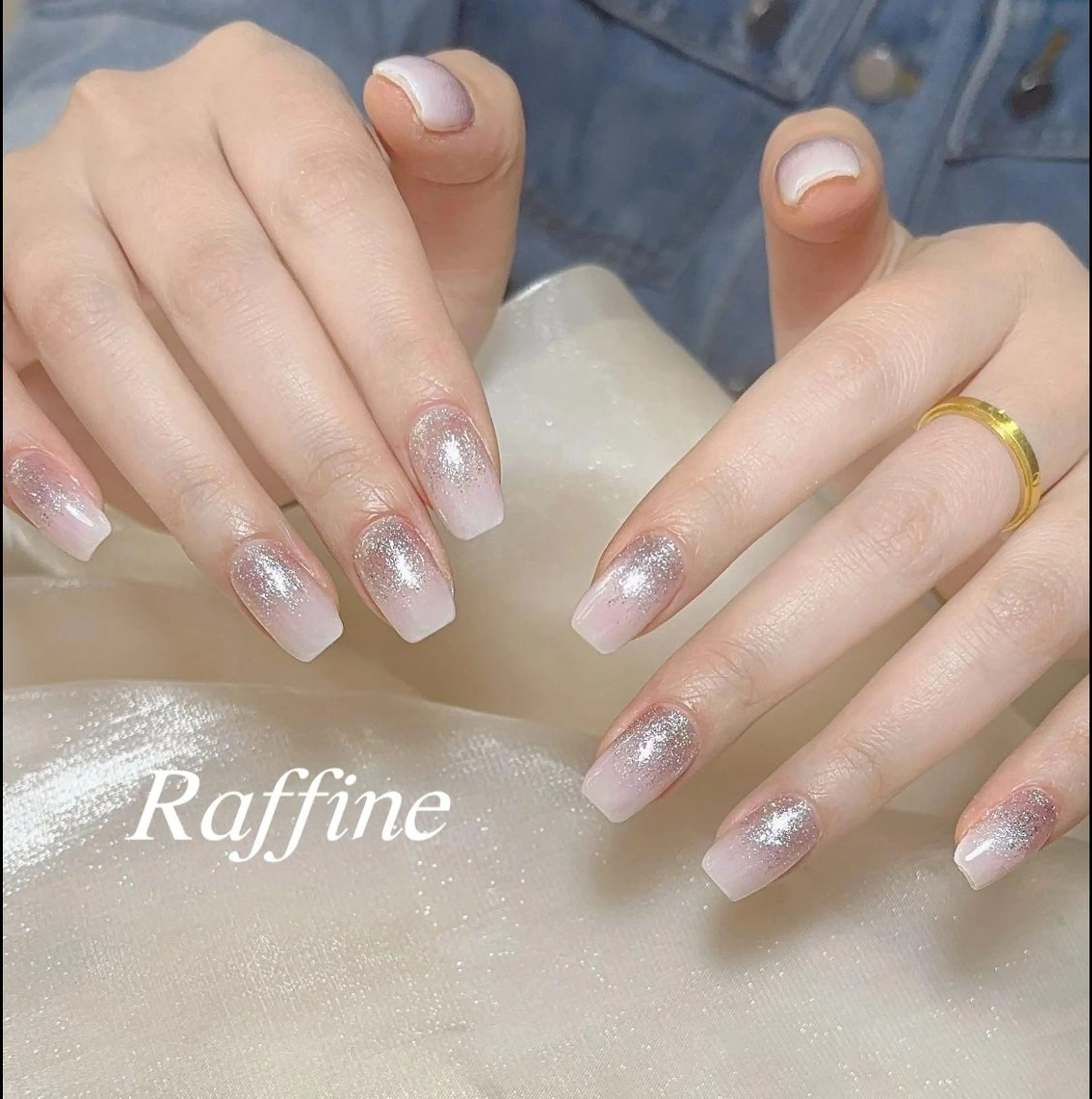 ネイル ハンドネイル RAFFINE haru🦋🩵のネイルデザイン