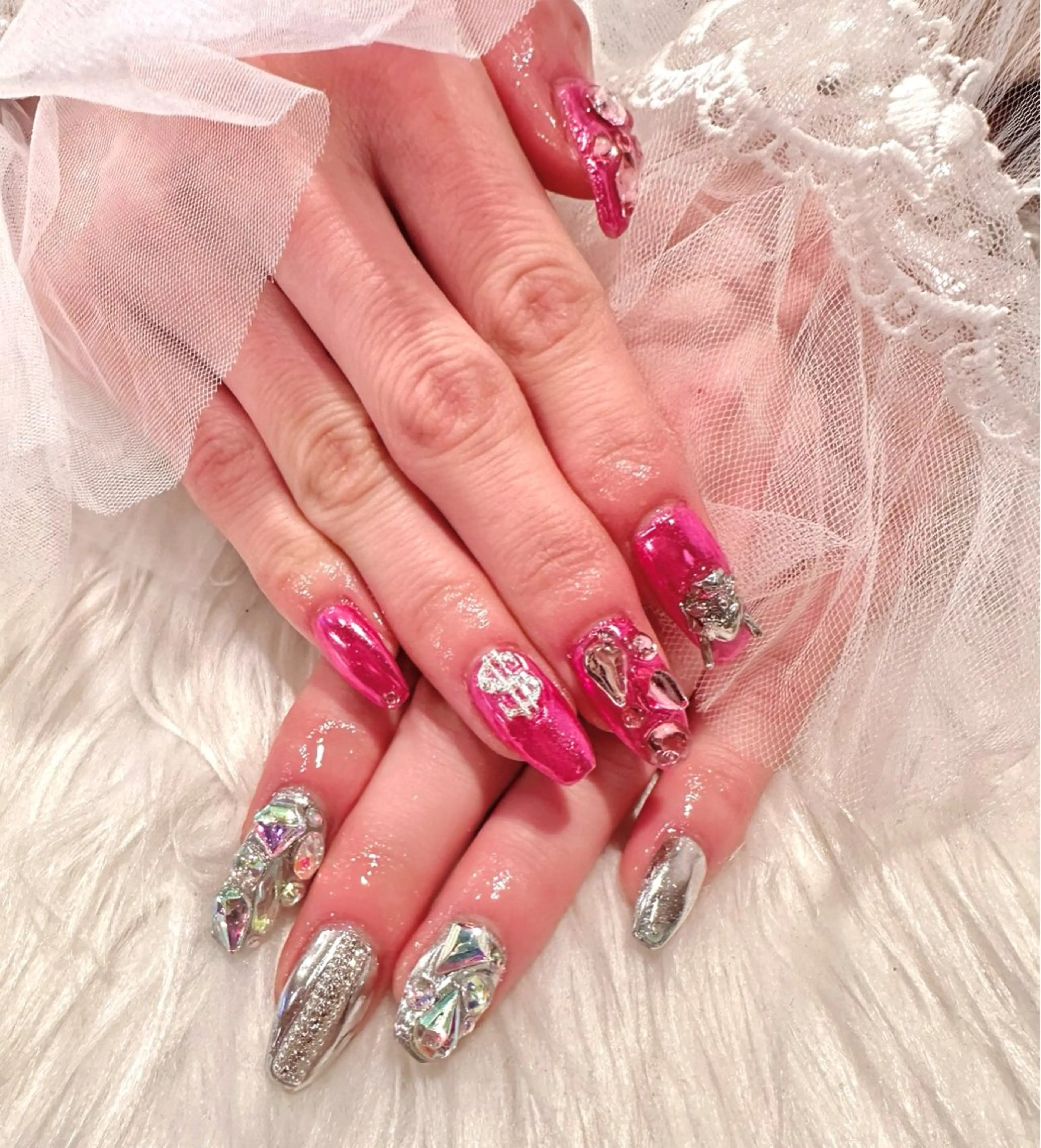 ネイル ミラーネイル 持ち込み ハンドネイル nail untitled🎀のネイルデザイン