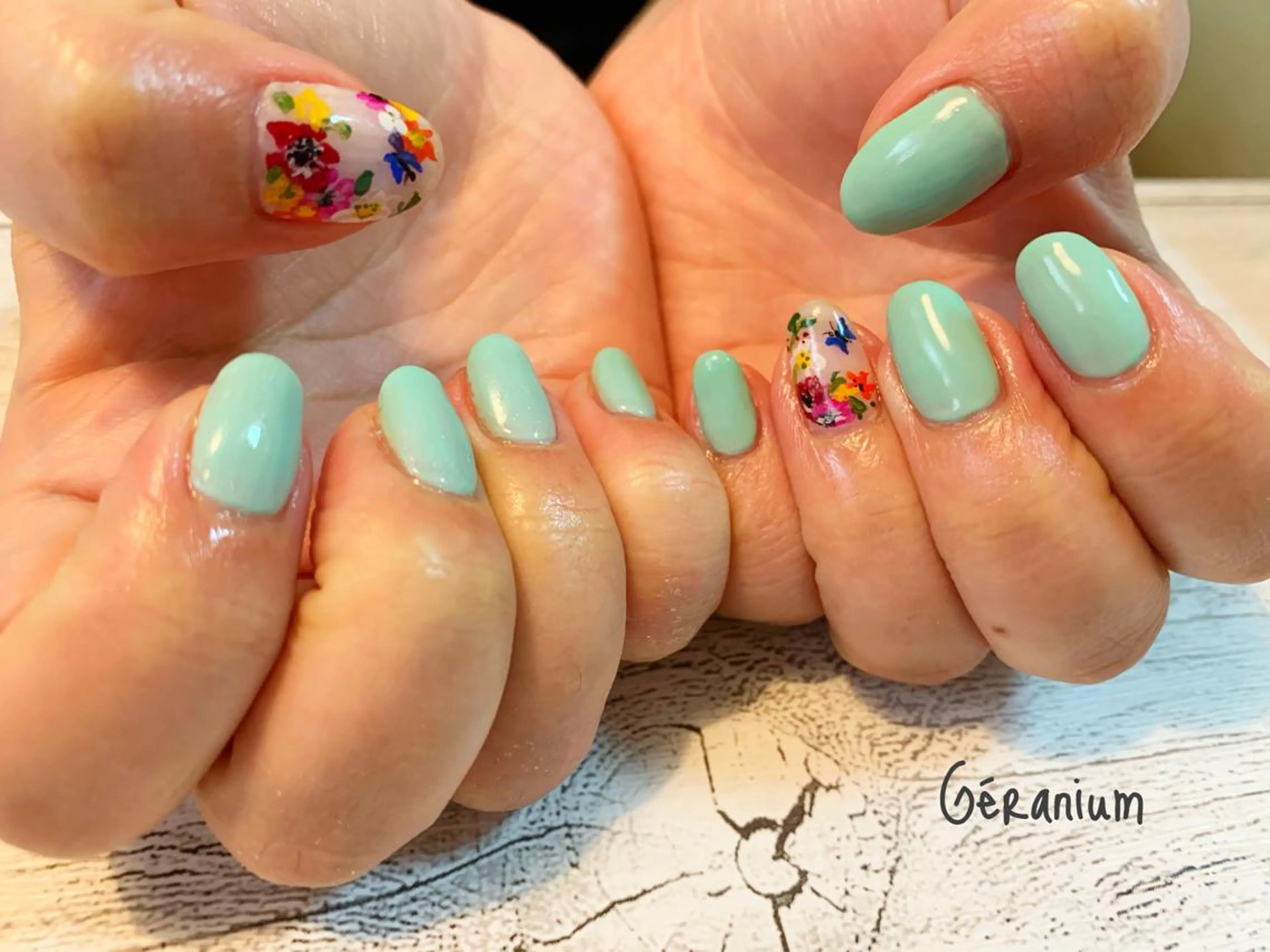 ネイル ハンドネイル GéRanium Harukaのネイルデザイン
