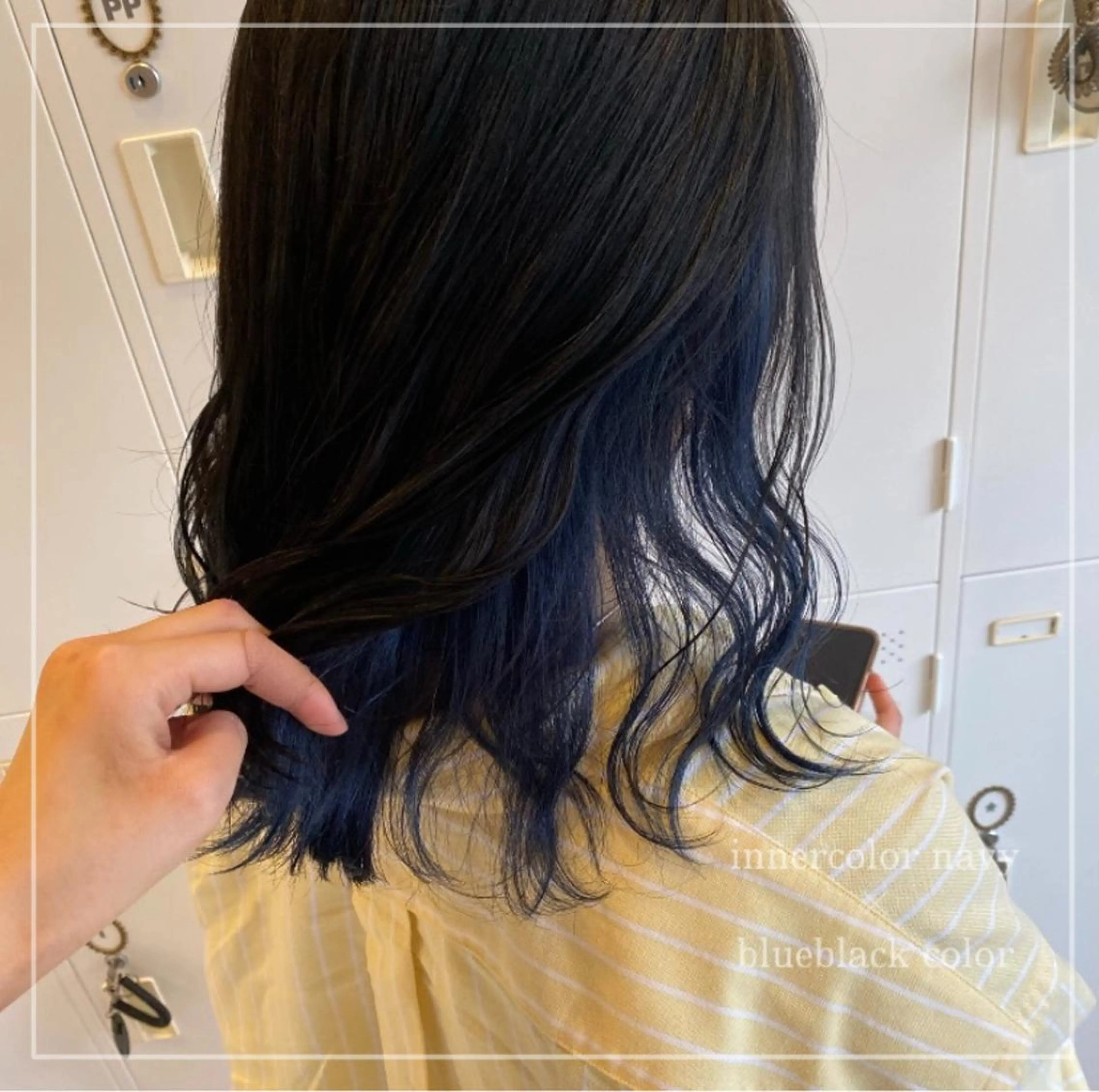 ミディアム カラー ブリーチ インナーカラー ネイビーカラー 💛Frameなんば /村田百花のヘアスタイル