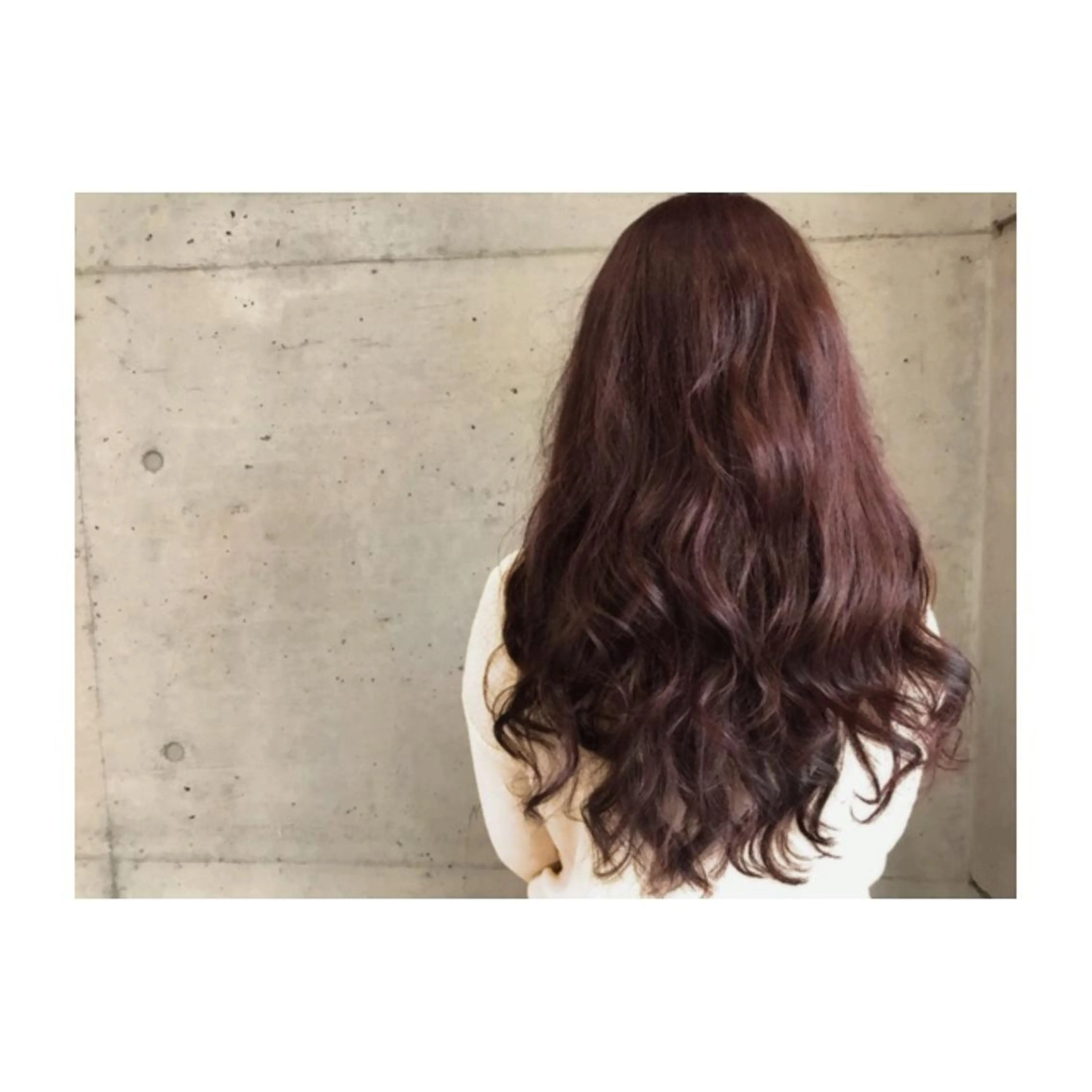 ロング カラー レッドカラー 大栗 佑也  髪質改善のヘアスタイル