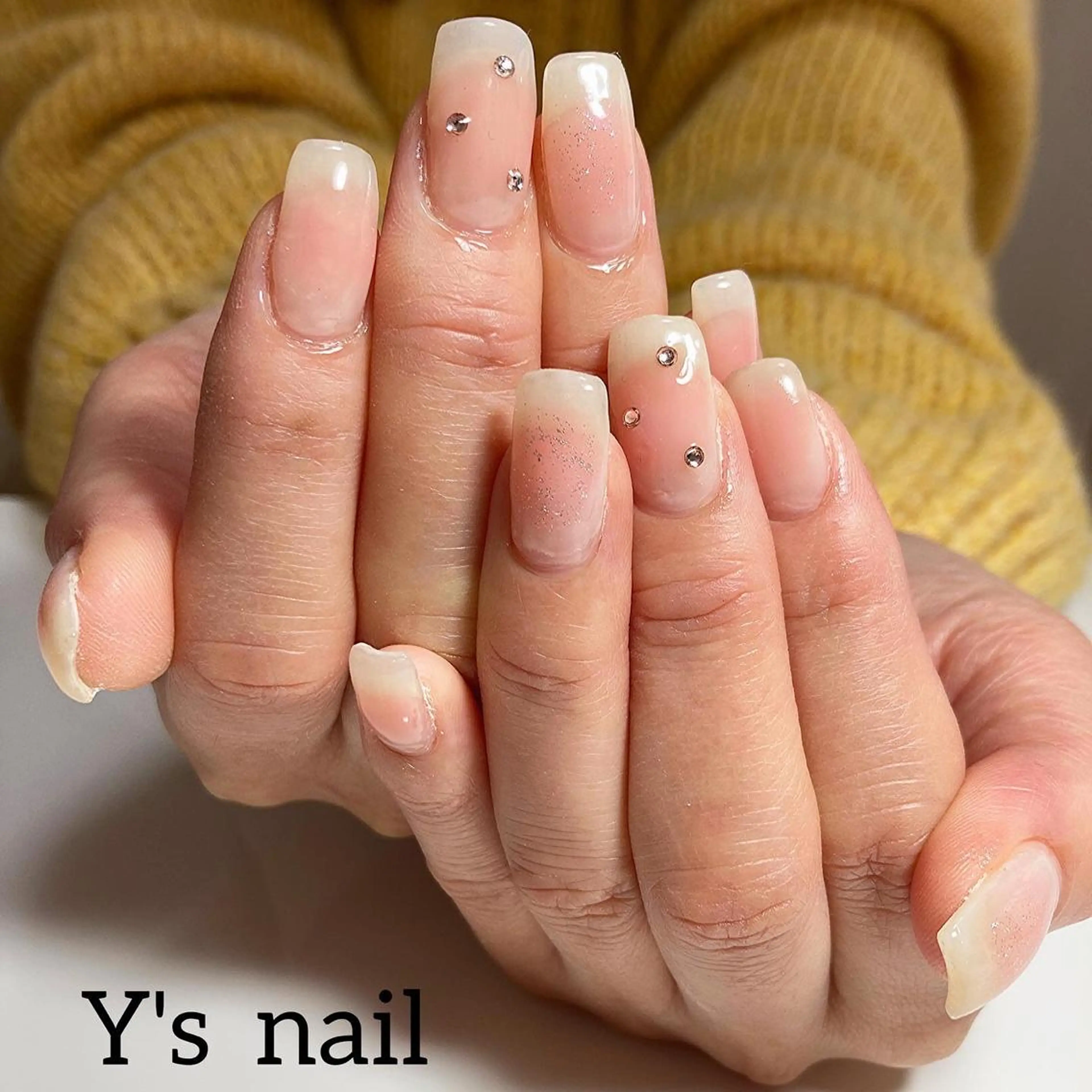 ネイル チークネイル 韓国ネイル ハンドネイル 手書きが得意🖌️ Y’s  nailのネイルデザイン