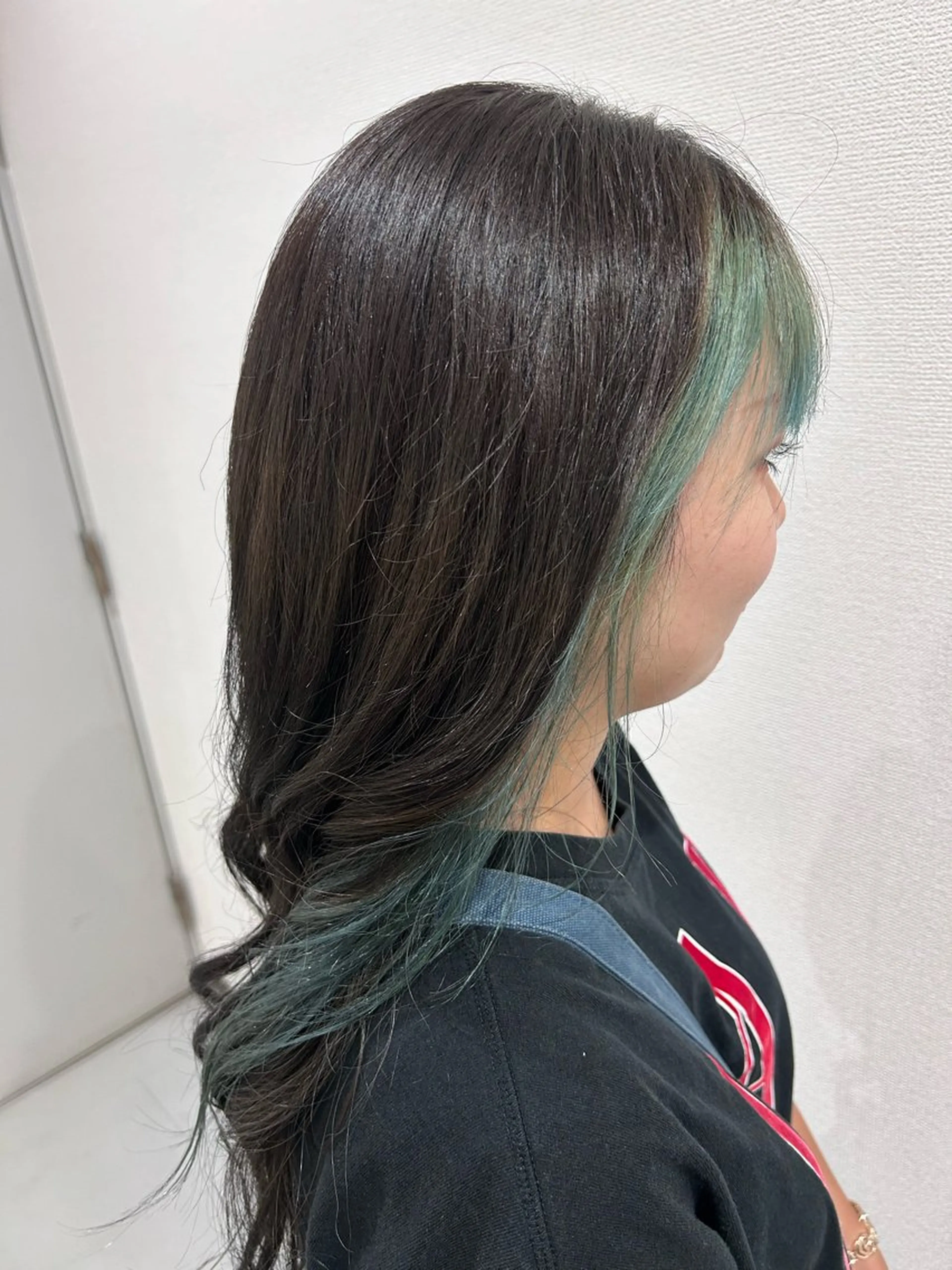 ロング カラー ヘアカラー SALOWIN 新宿三丁目me+所属・レイヤー/ボブ/ パーマ/HARUKAのヘアスタイル