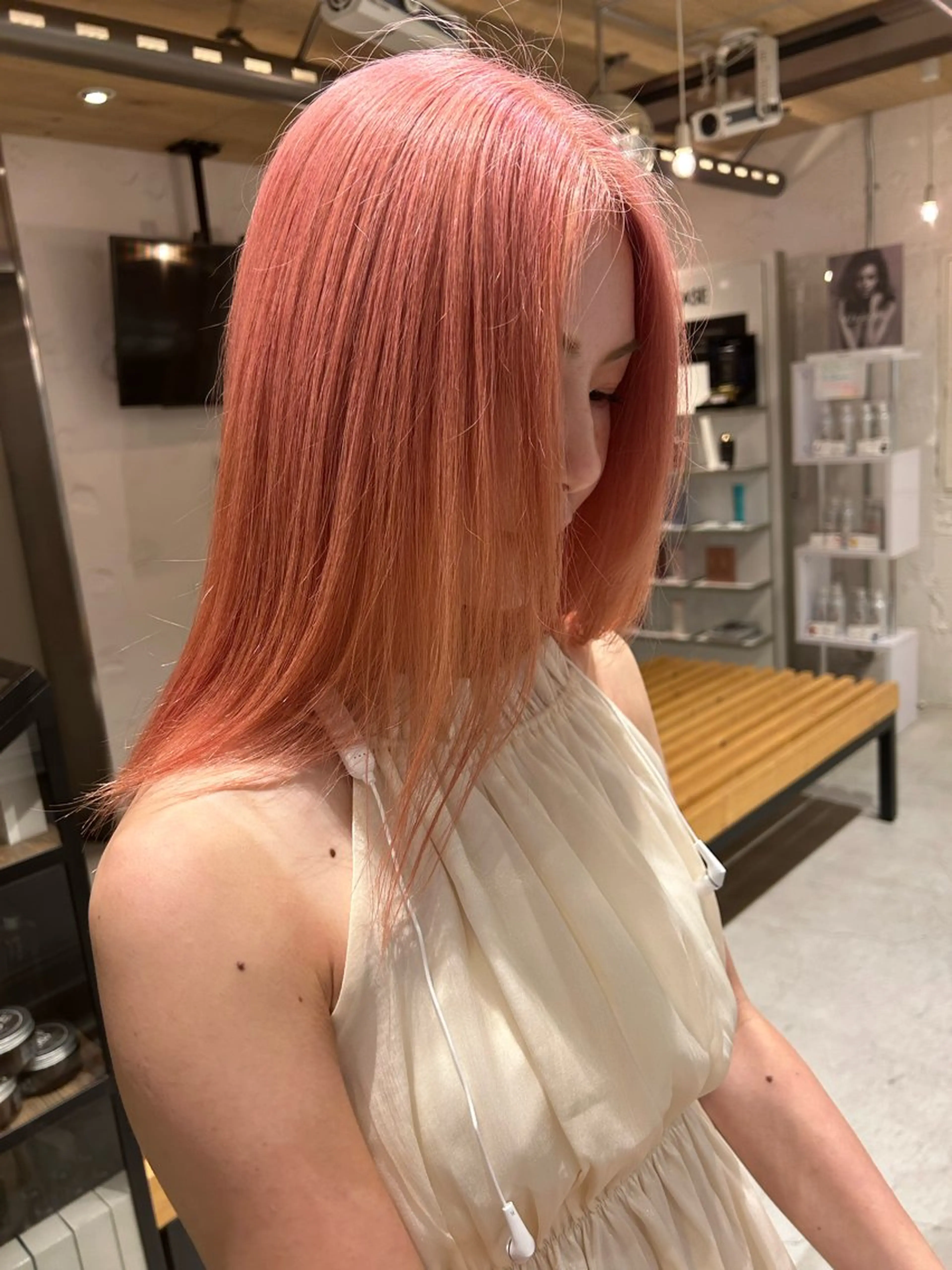 ミディアム カット ヘアカラー トリートメント ✨ブリーチ特化✨ 💚Acchon💚のヘアスタイル