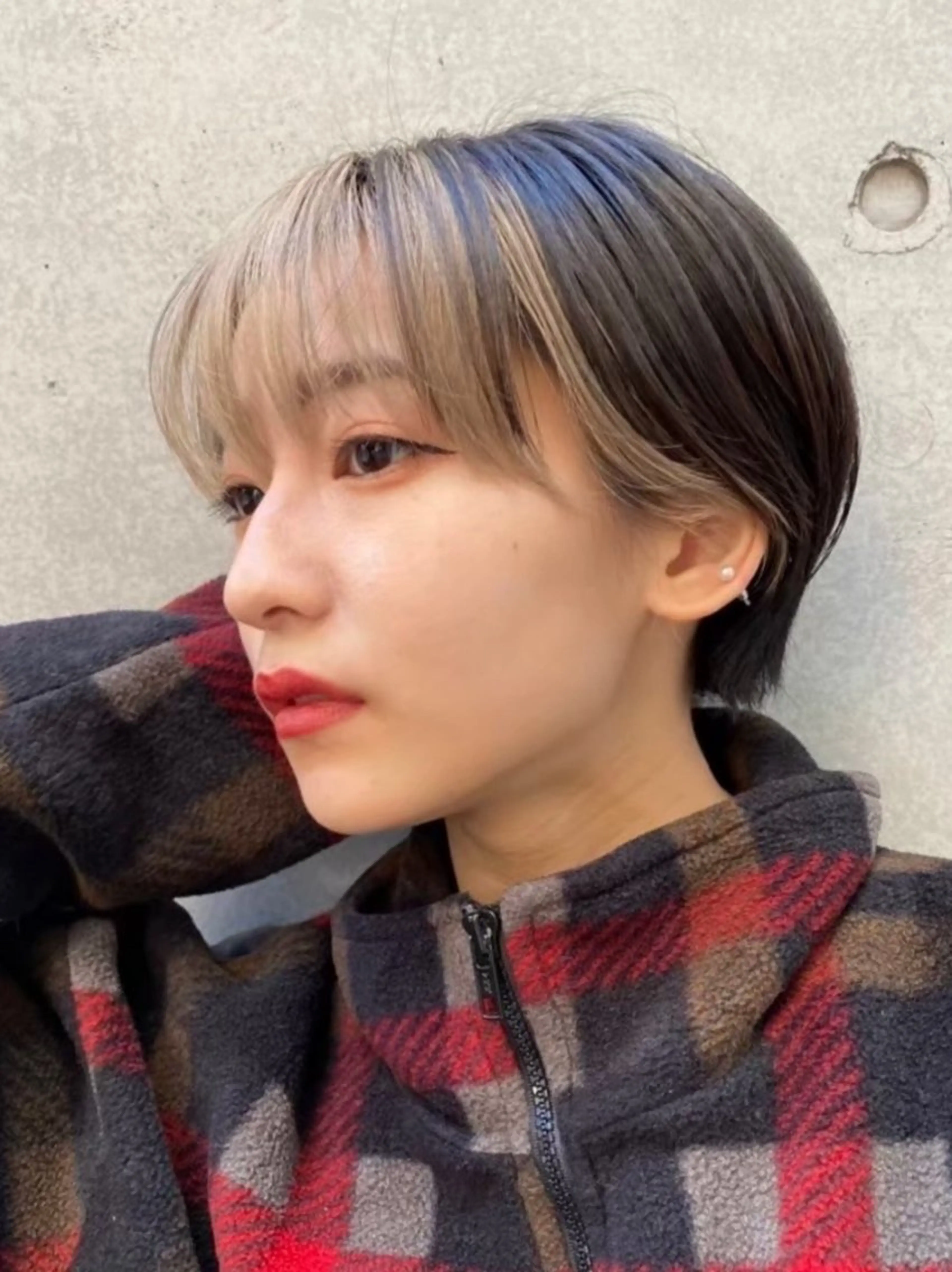 ショート カラー 顔周りカット ヘアカラー 横川/髪質改善/ メンズパーマ特化吉良のヘアスタイル