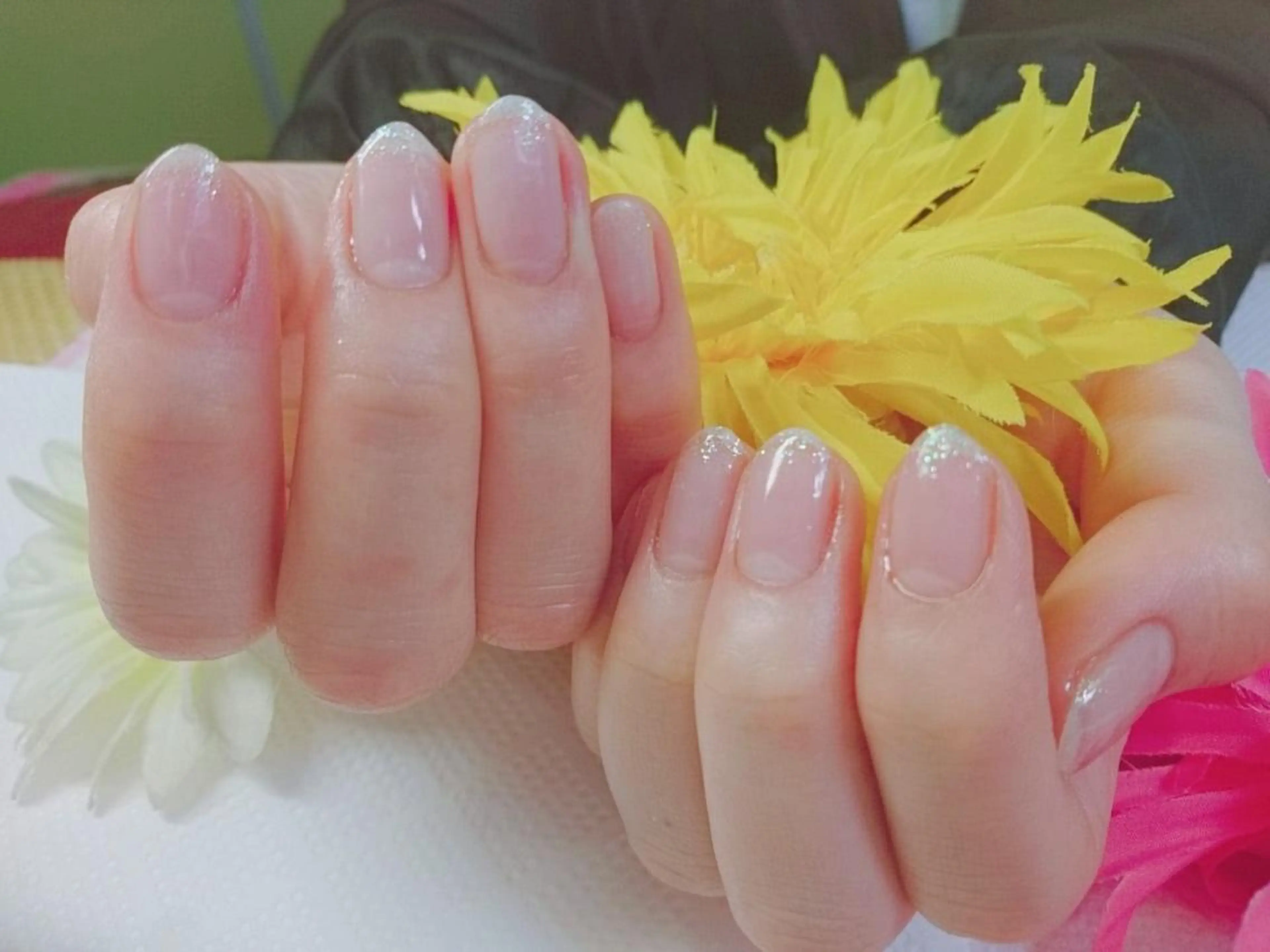 ネイル グラデーション ラメ(グリッター) ラメグラデーション オフィスネイル プライベートサロン RosyLily所属・プライベートサロン Rosy Lilyのネイルデザイン