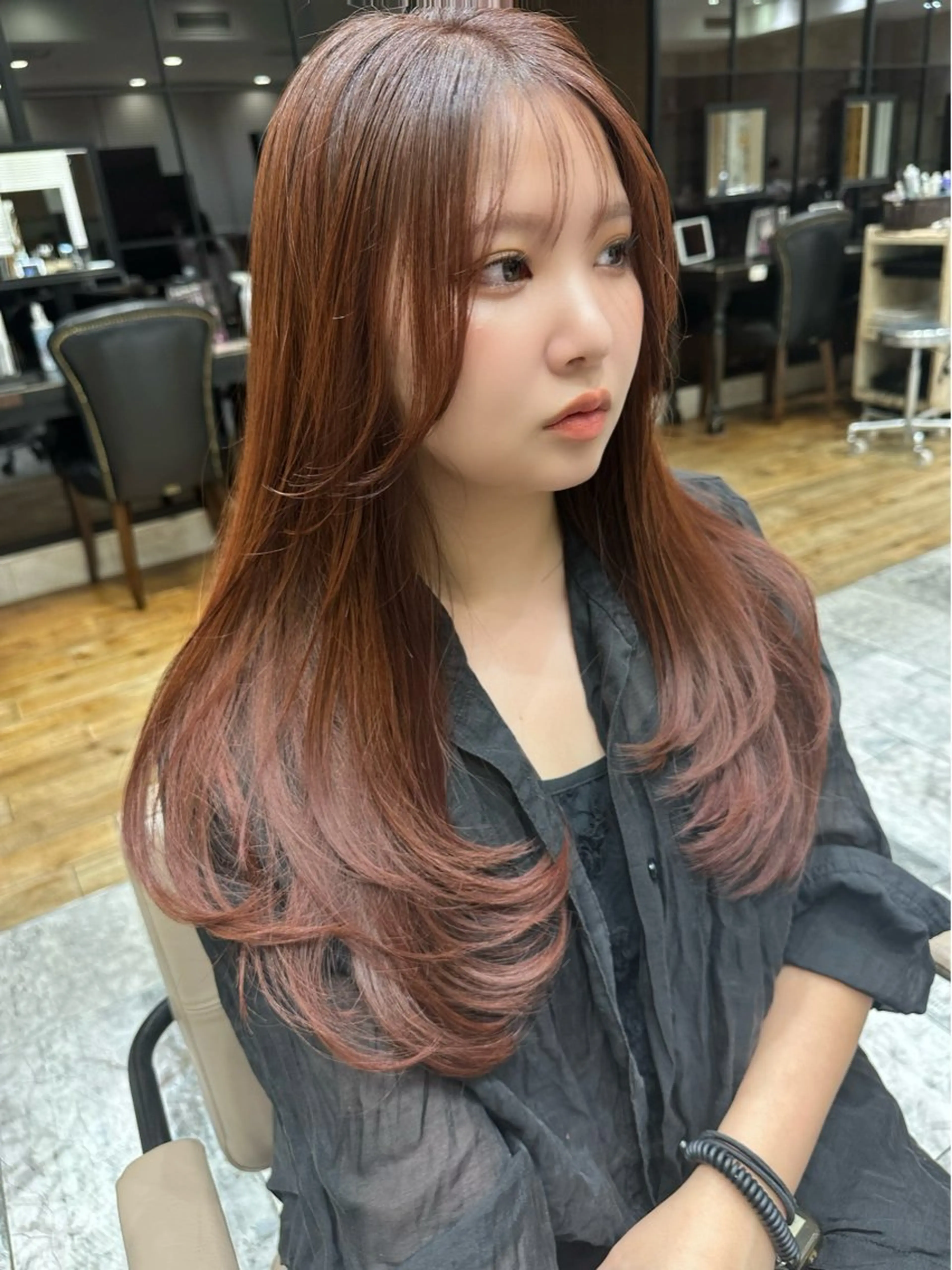 セミロング カラー レイヤーカット カット トリートメント 顔周り/くびれヘア 韓国ヘア💕風間るなのヘアスタイル