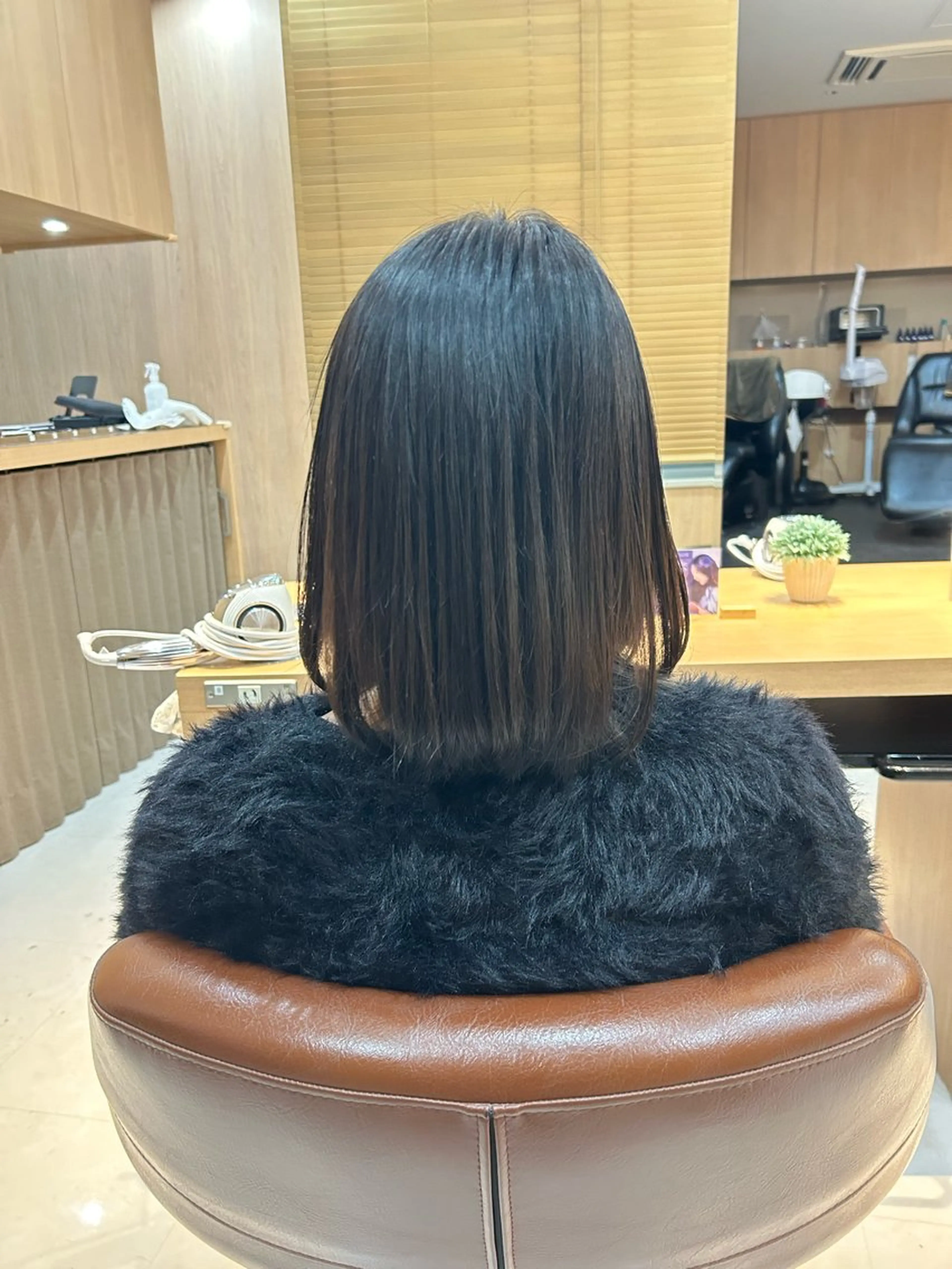 ミディアム カラー 透明感カラー 宮尾 愛海のヘアスタイル