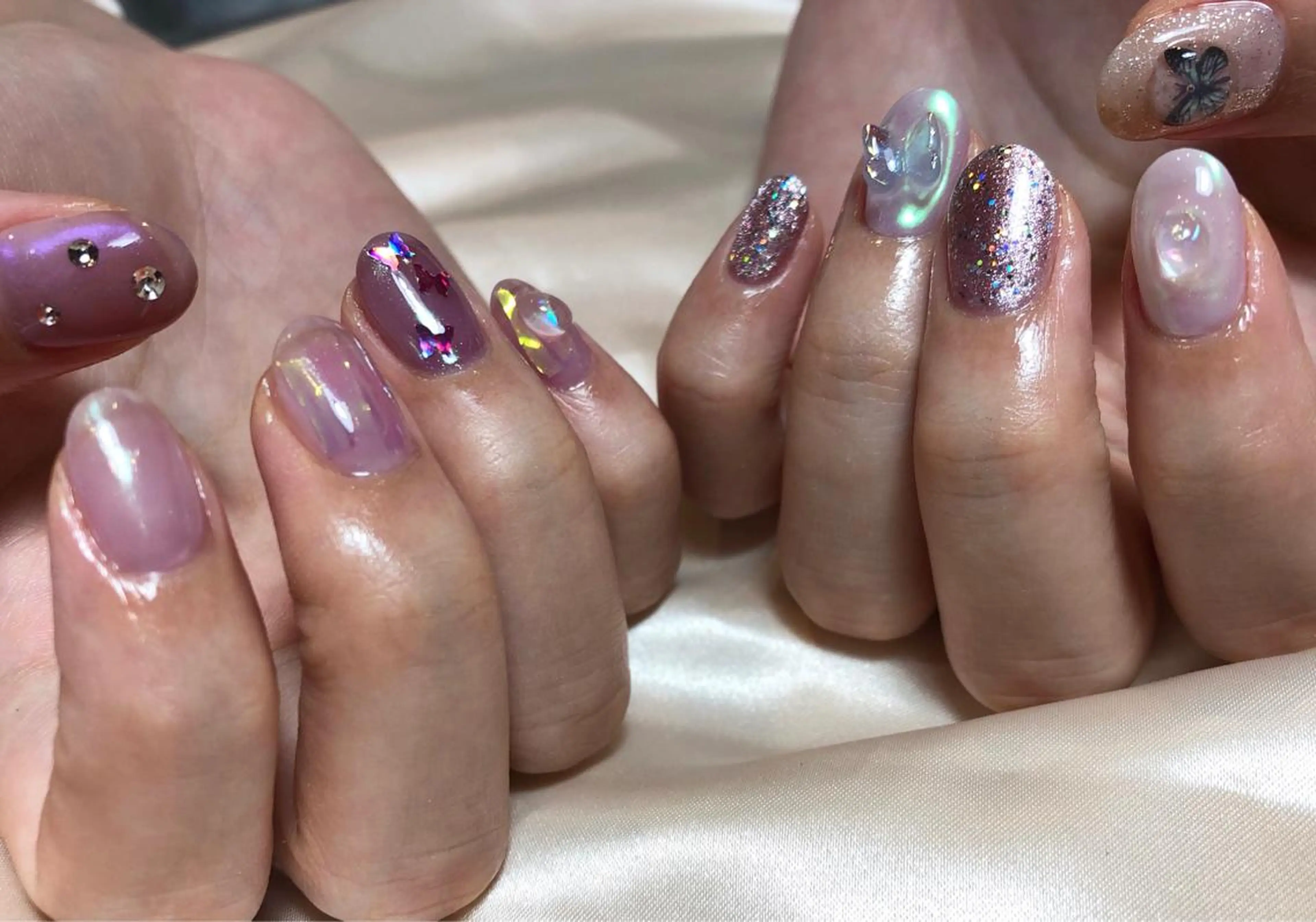 ネイル オーロラネイル マグネットネイル ☽ ☾のネイルデザイン