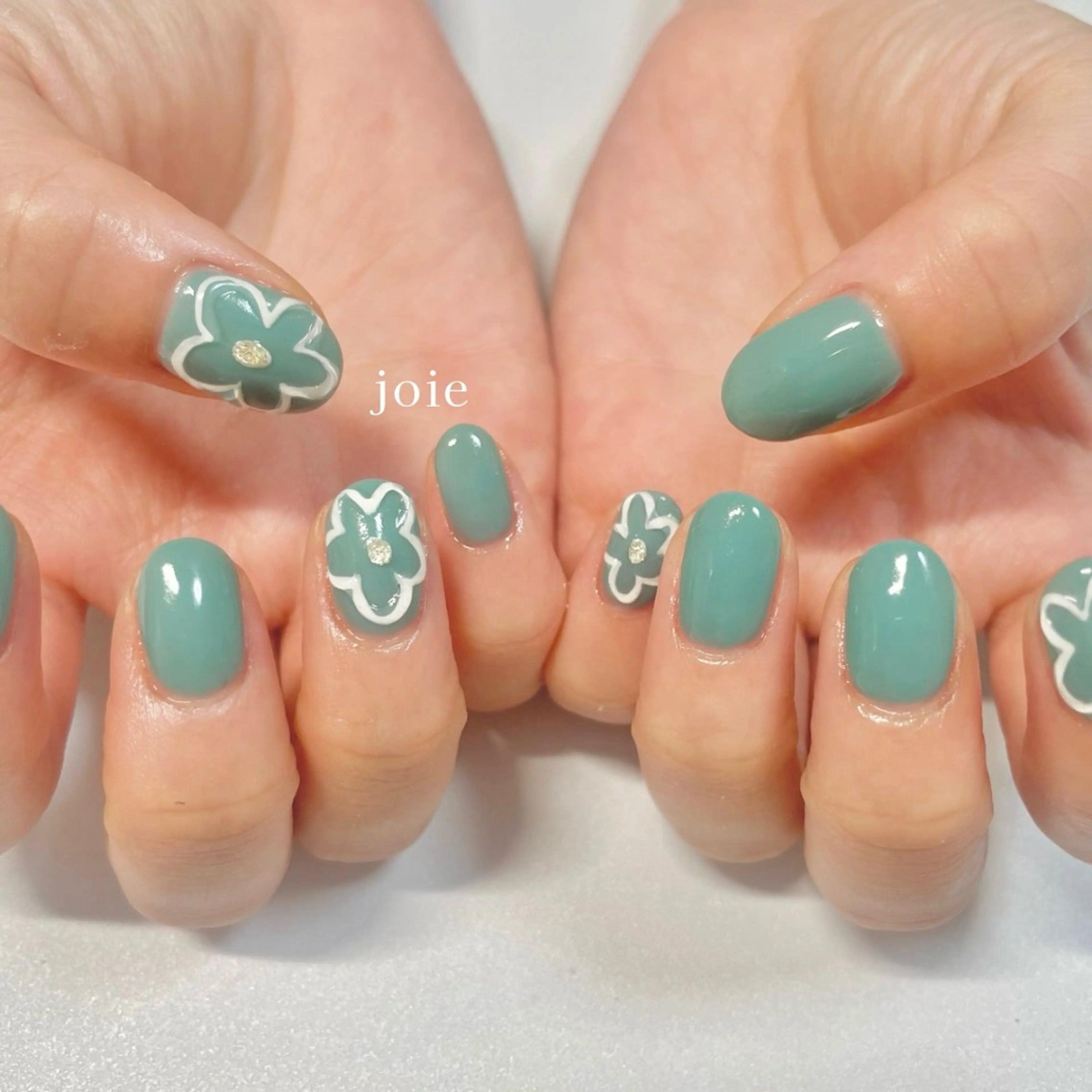 ネイル Nailist Mikuのネイルデザイン