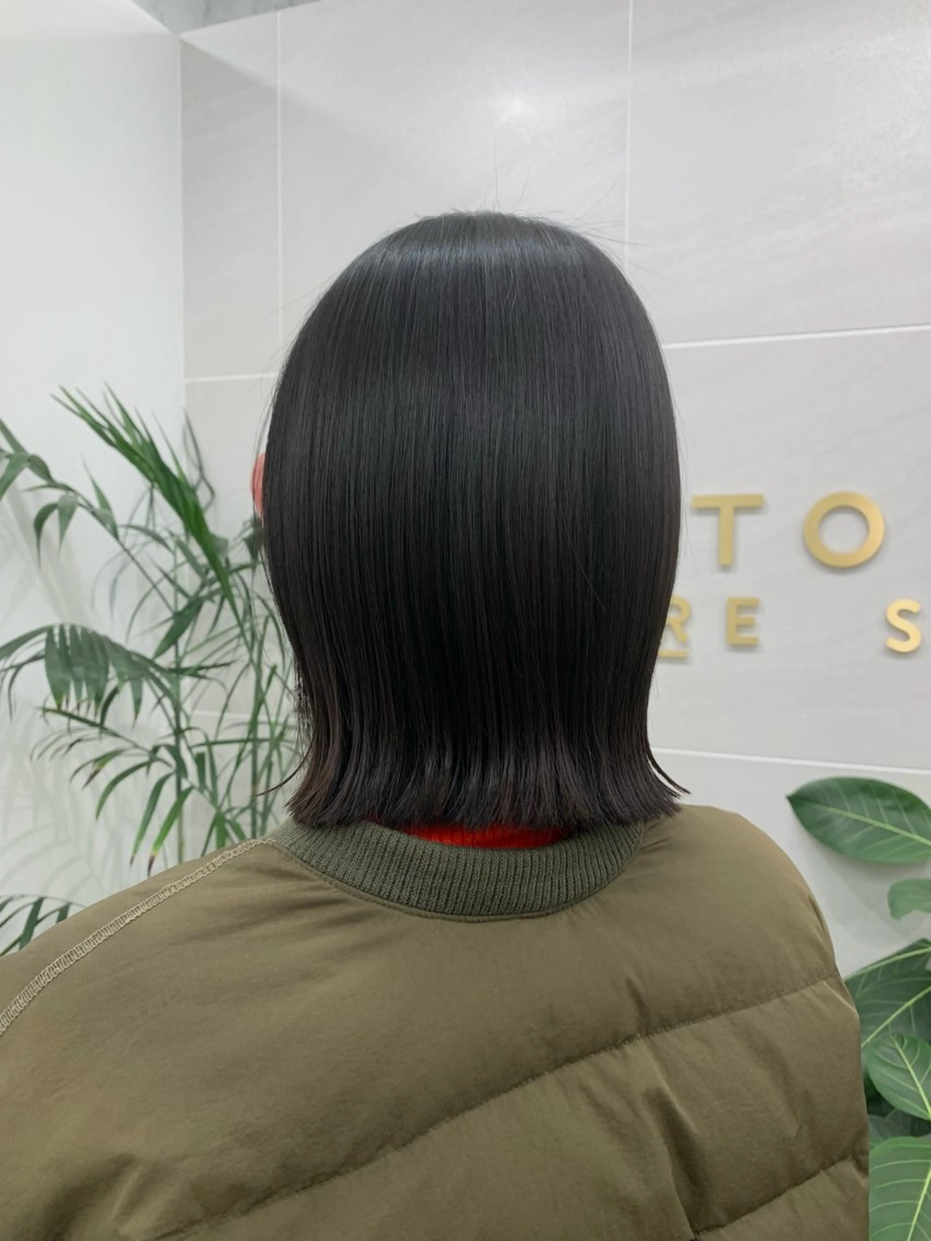 ミディアム ボブ 外ハネヘア カット 縮毛矯正 トリートメント 本格ヘッドスパ🌿 ×ヘア　佐藤のヘアスタイル