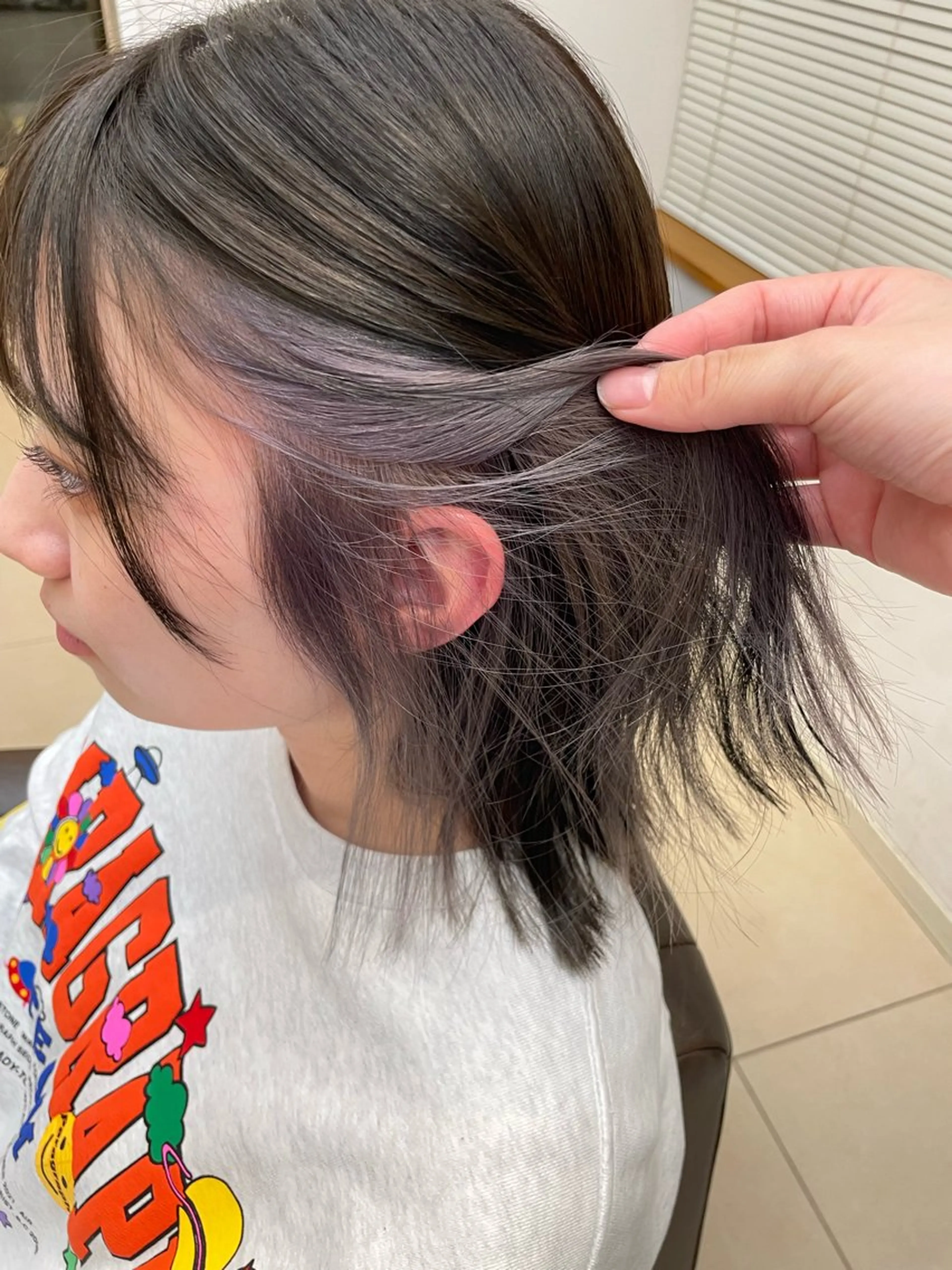 カラー イヤリングカラー MINDS LINO Reinaのヘアスタイル