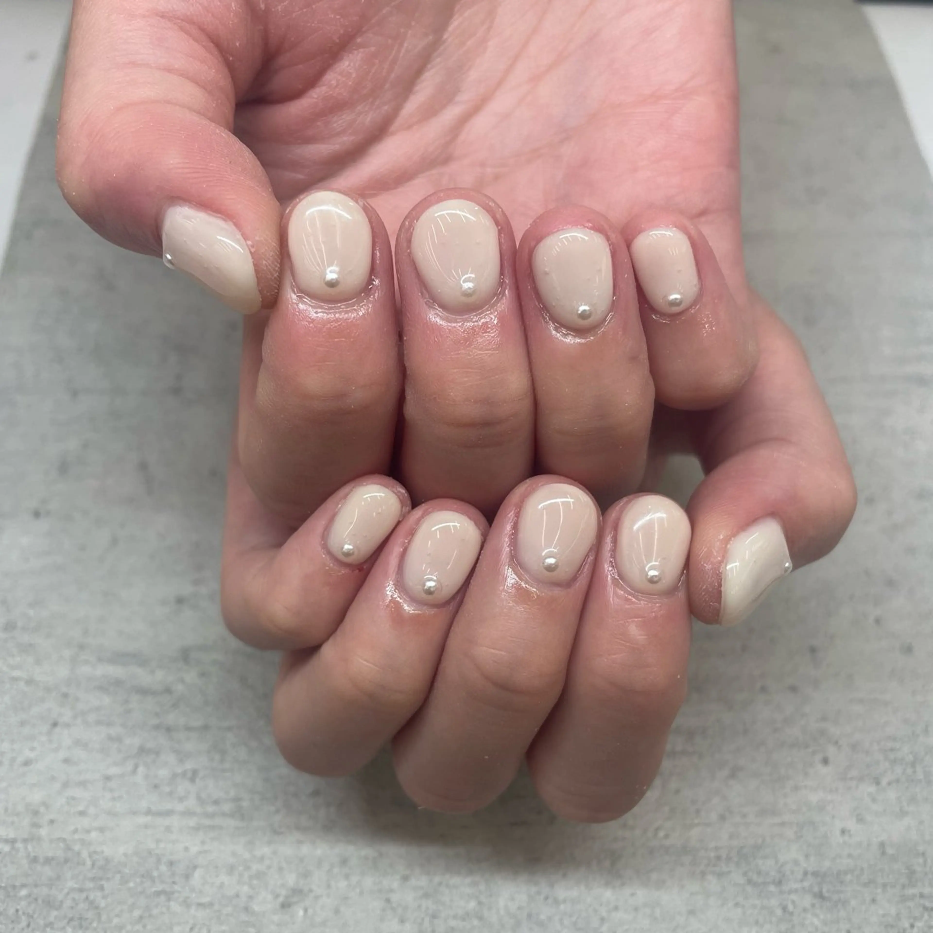 ネイル ワンカラーネイル MAXKELLY ANNAのネイルデザイン