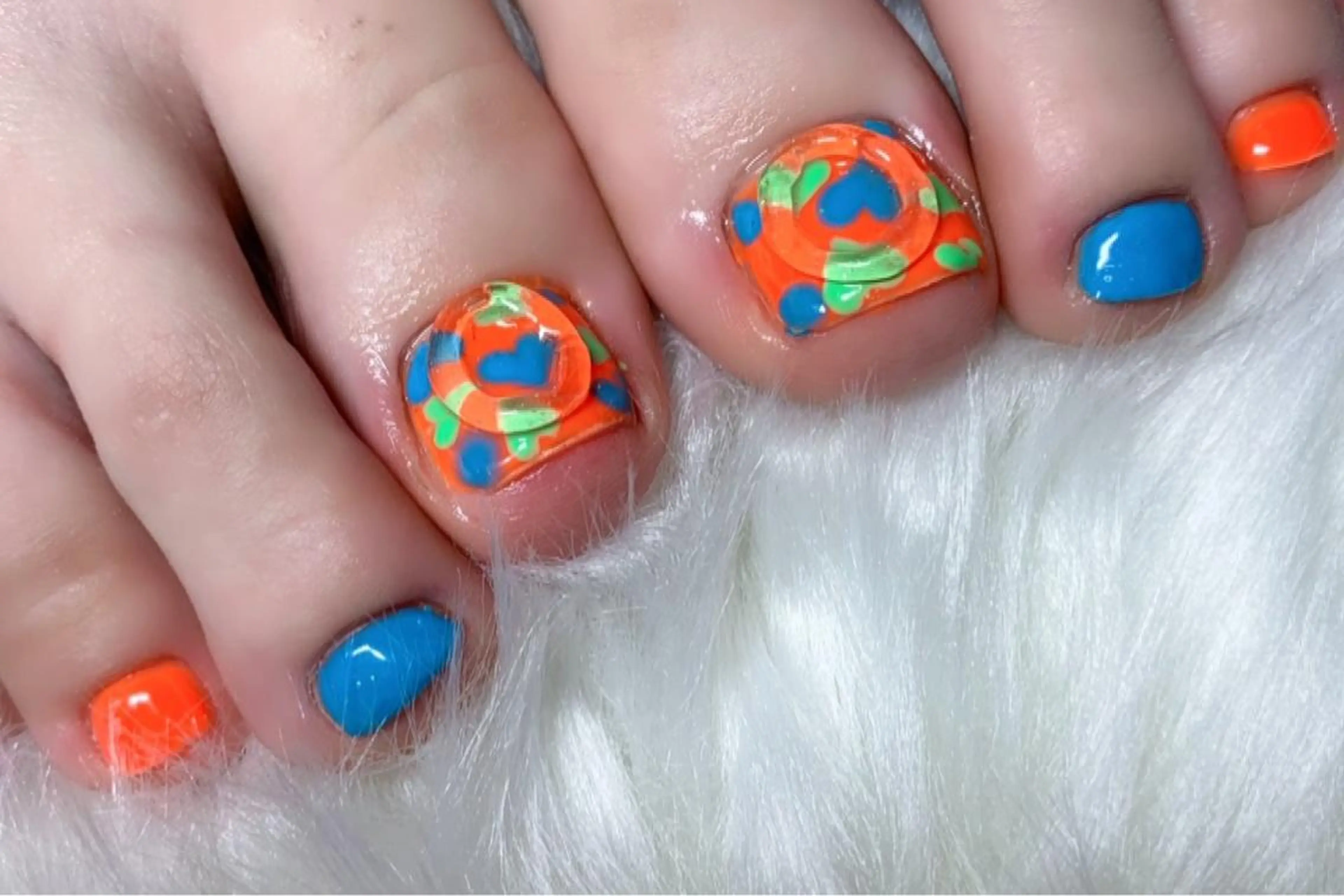 ネイル アニマル柄 アートネイル ニュアンスネイル ネイルチップ フットネイル x.1.0.nail ♡Cのネイルデザイン