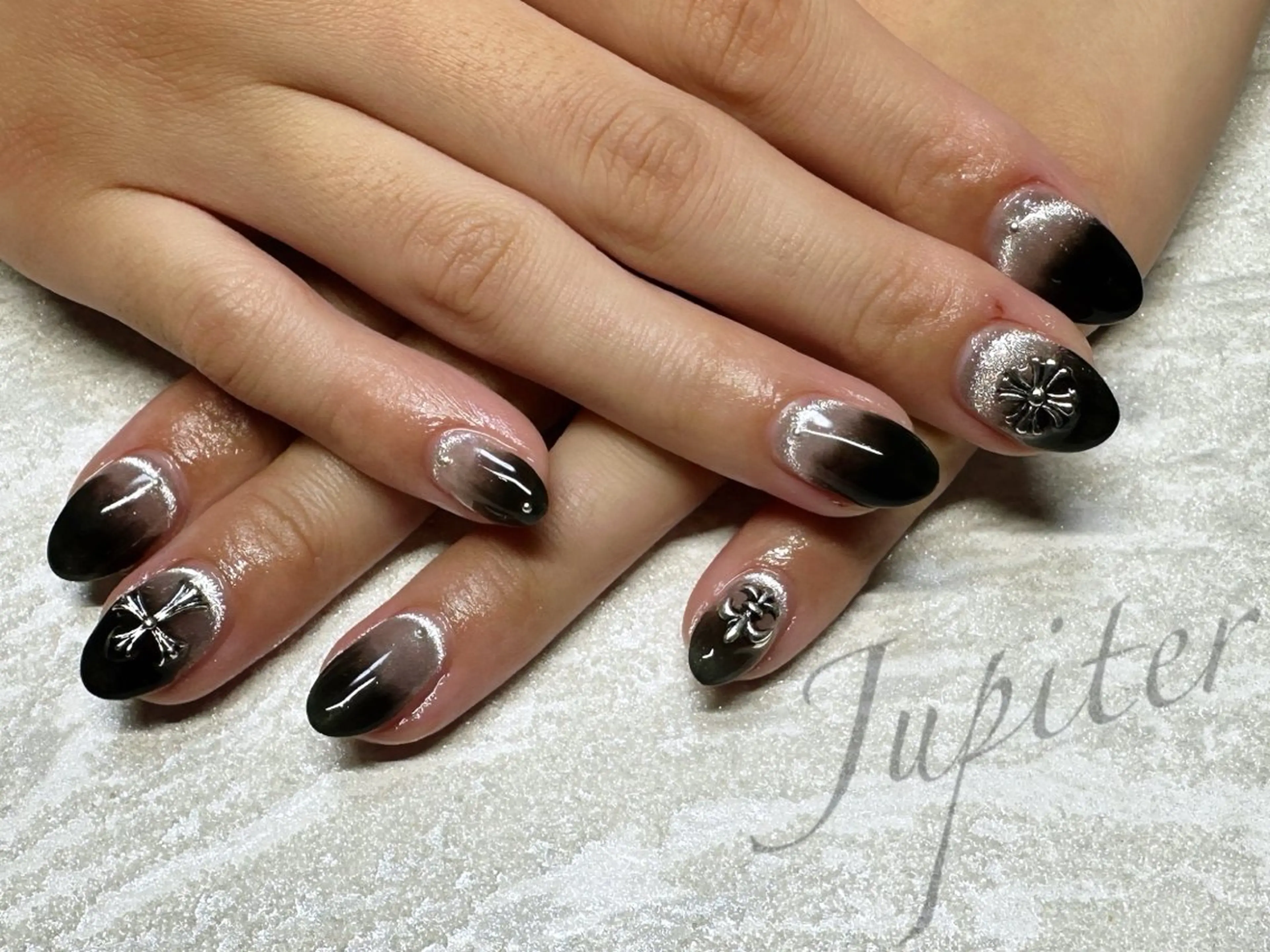 ネイル Jupiter所属・Jupiter Toshieのネイルデザイン