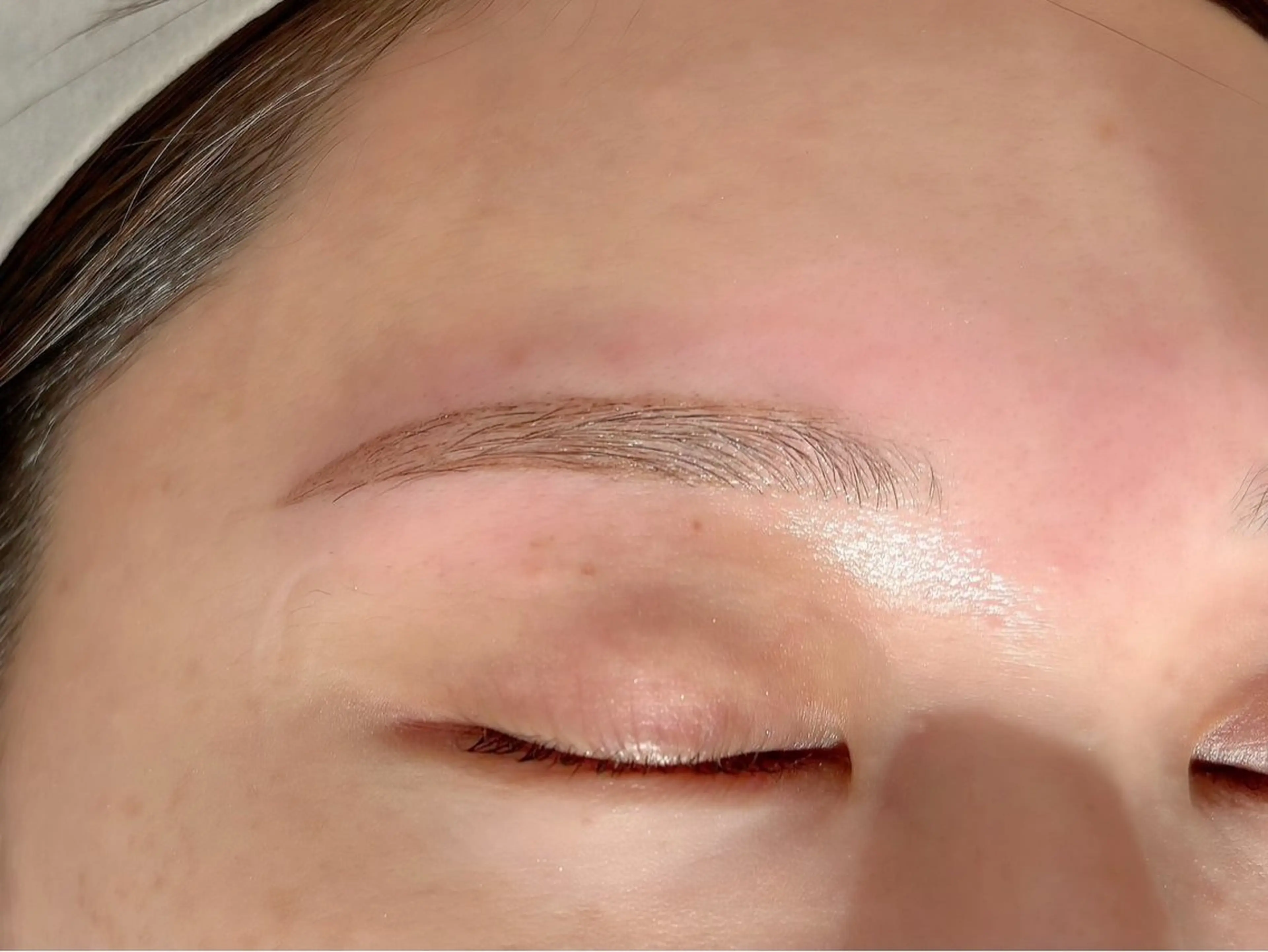 アイブロウ ワックス脱毛 眉カット OCTAVE天神店所属・オクターブ天神店 イサヤマのマツエク・マツパデザイン