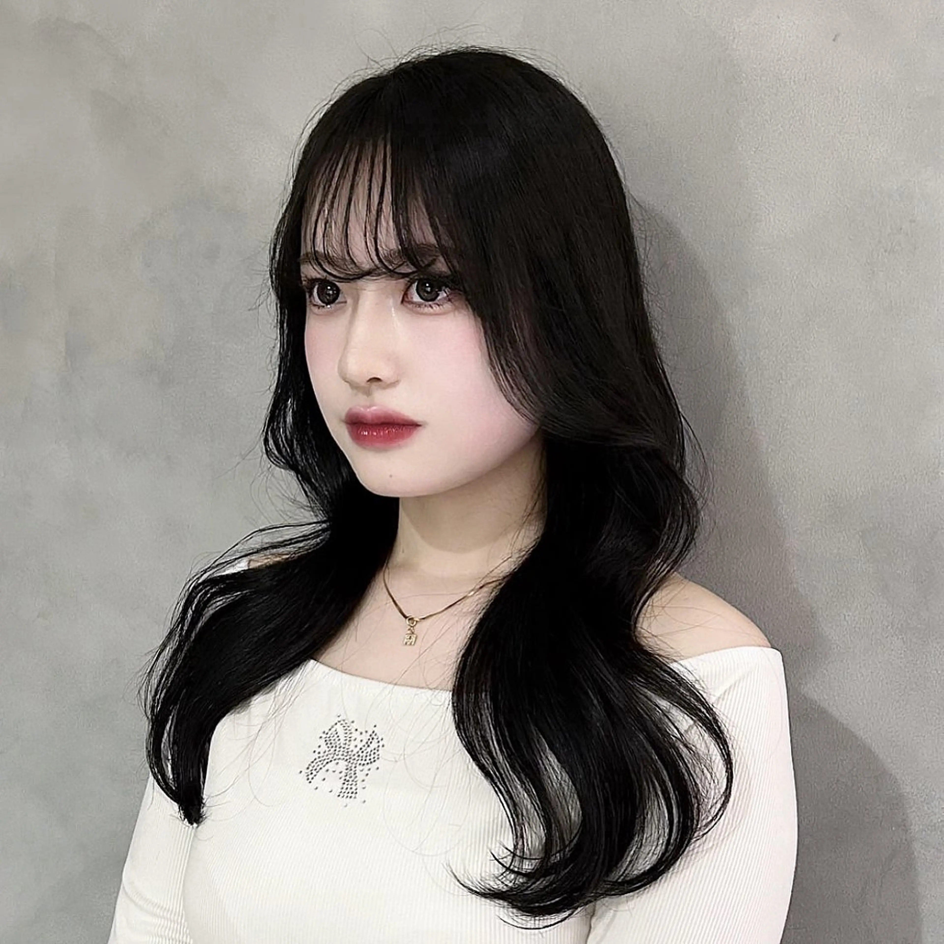 ロング ヨシンモリ レイヤーカット 谷 亜澄のヘアスタイル