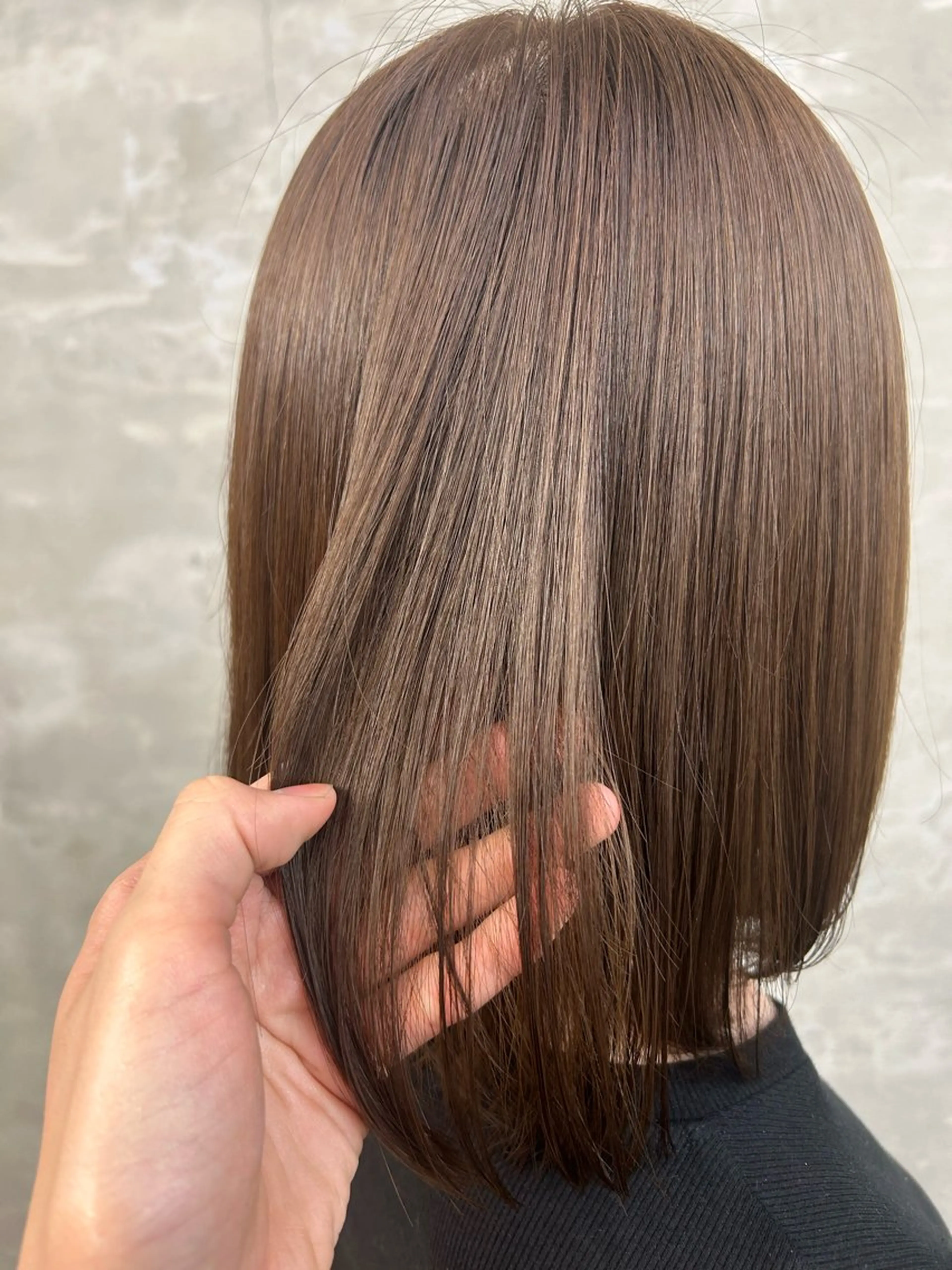 ミディアム カラー アッシュ アッシュブラウン ブラウンカラー punel    【プネル】所属・💜Noa /艶髪ハイトーン💫のヘアスタイル