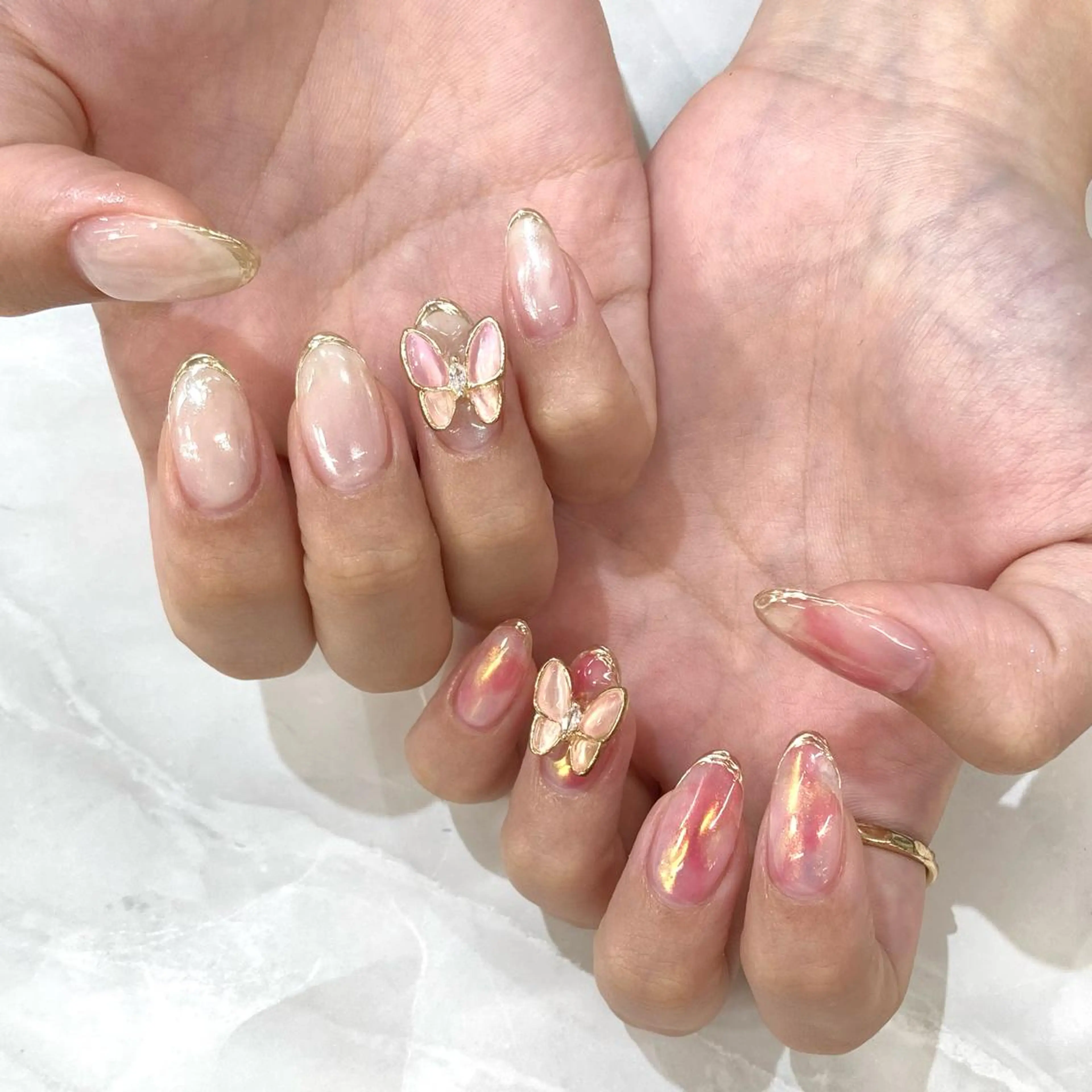 ネイル ストーンネイル KODA308 Saoriのネイルデザイン