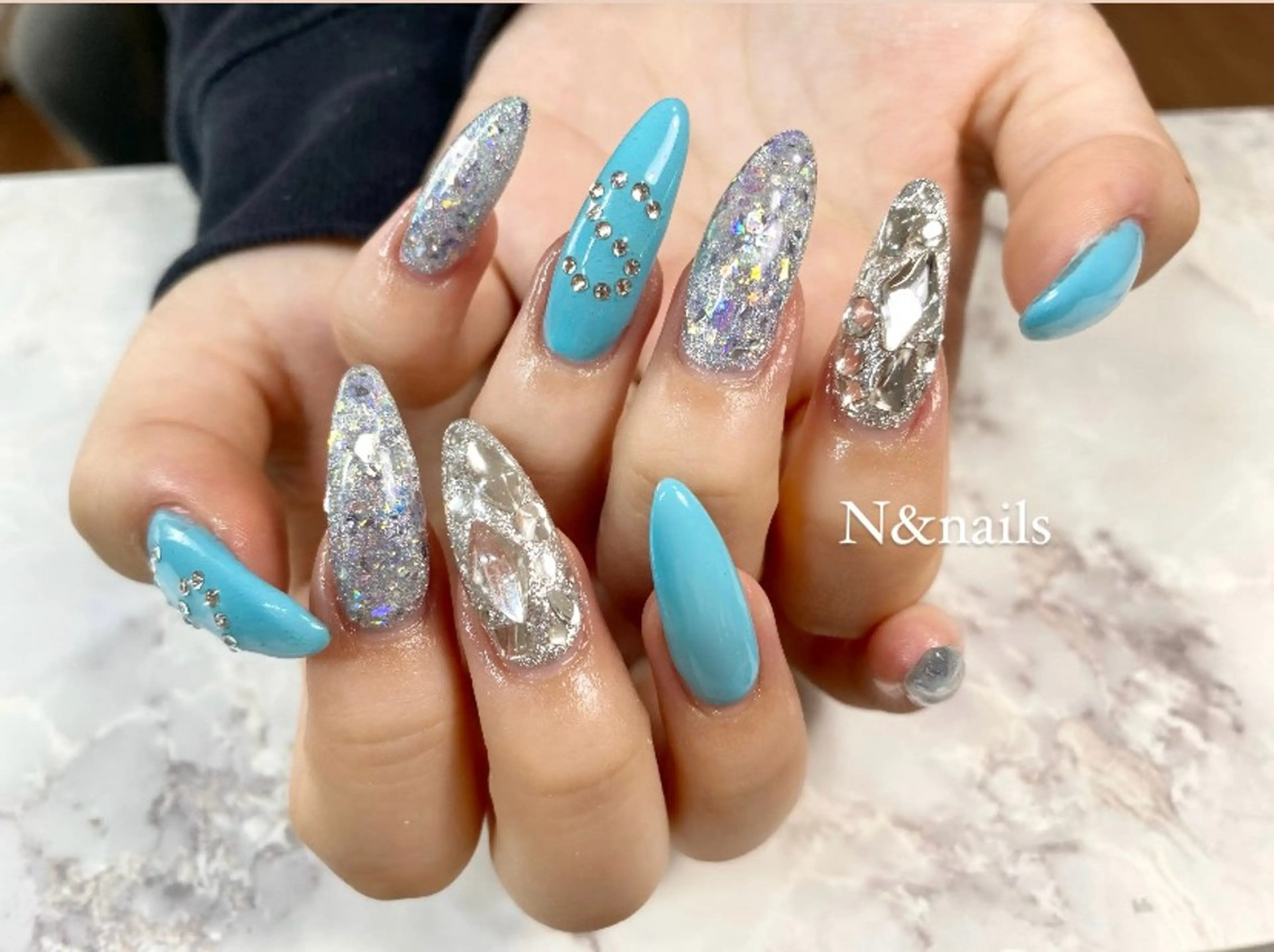 ネイル N&nails エヌアンドネイルズのネイルデザイン