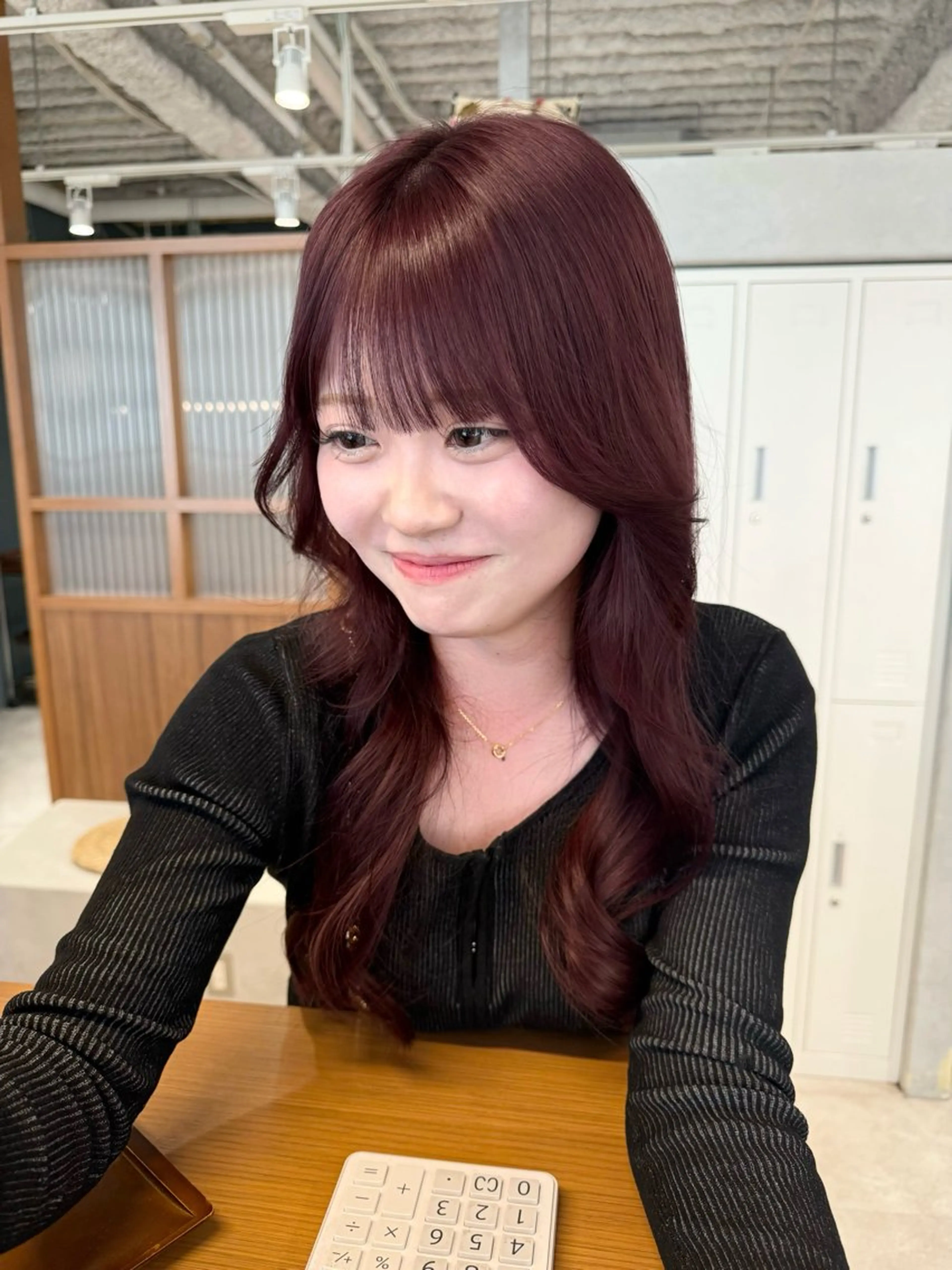 ロング カラー ブリーチ ブリーチなしカラー カット ヘアカラー トリートメント 岡本 太陽☀️のヘアスタイル