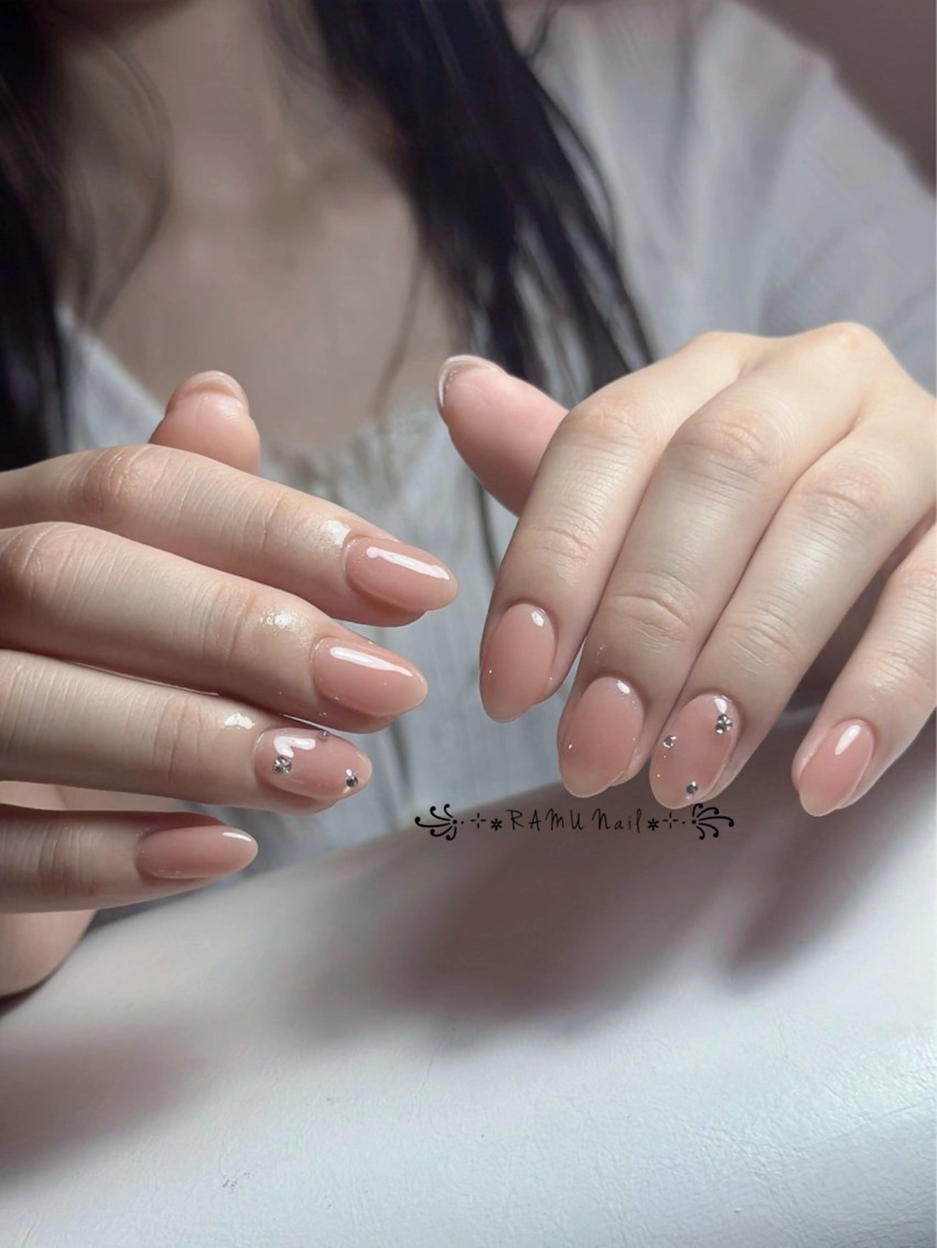 ネイル チークネイル フレンチネイル グラデーション キラキラネイル 韓国ネイル ハンドネイル RAMU_Nail 池袋店のネイルデザイン